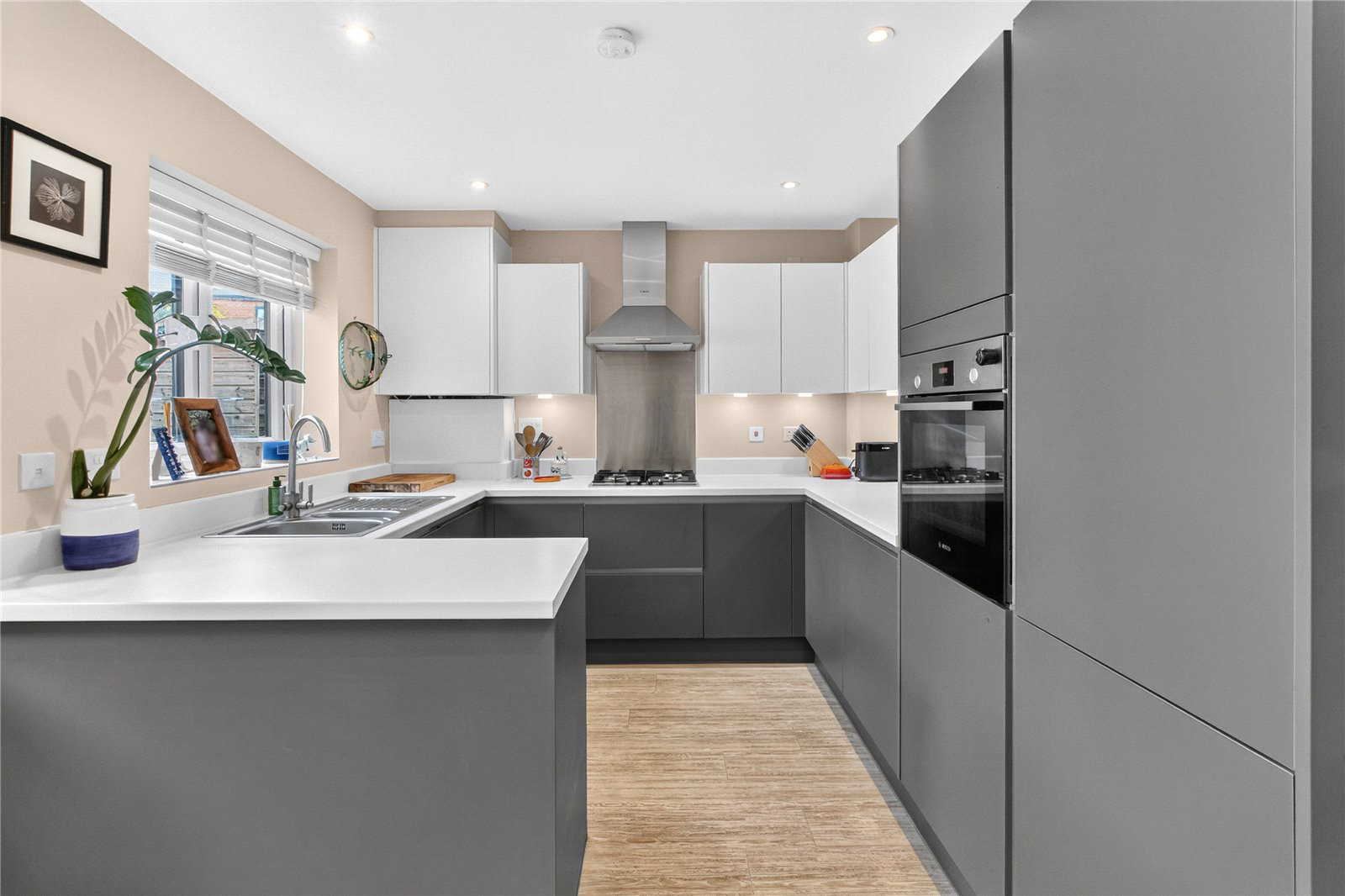 Johnstone Close, Bracknell, Berkshire, RG12, photo 2