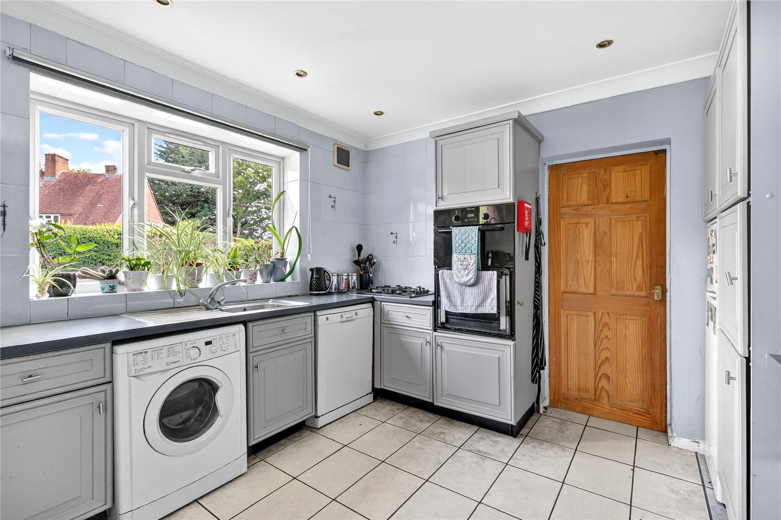 Park Crescent, Sunningdale, Ascot, Berkshire, SL5, photo 4