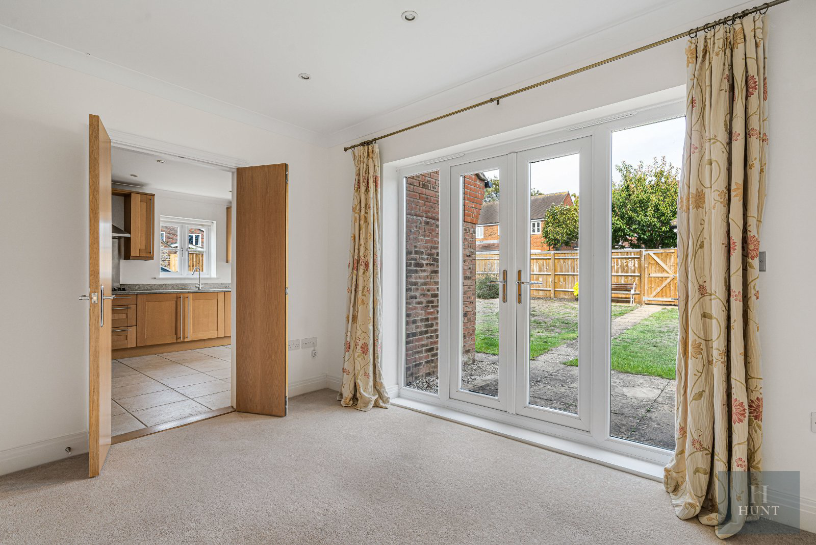 Blanes Close, Long Crendon, Aylesbury, Buckinghamshire, HP18, photo 8