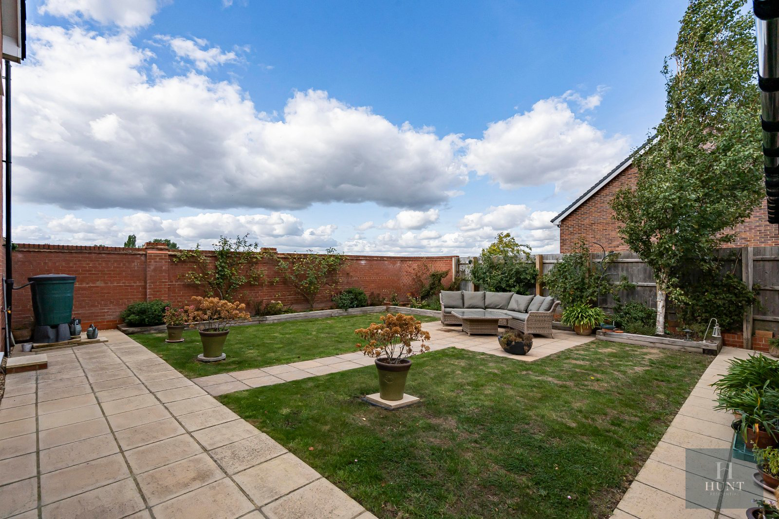 Henge Court, Thame, Oxfordshire, OX9, photo 2