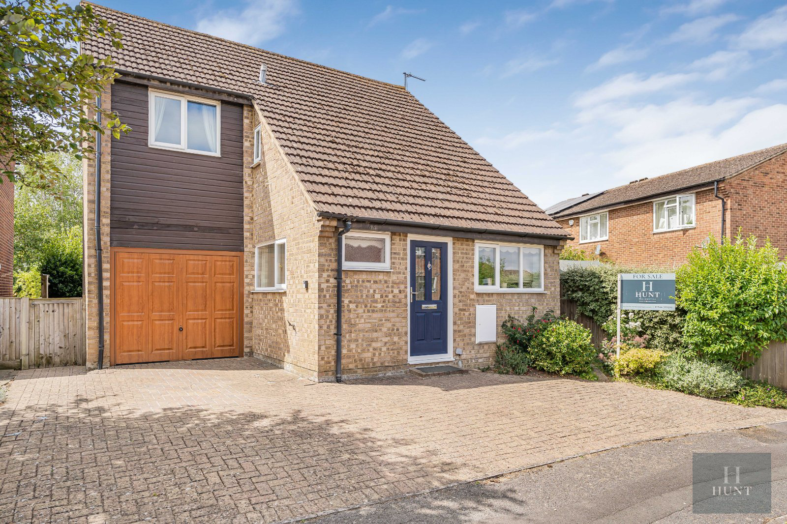 Overton Drive, Thame, Oxfordshire, OX9