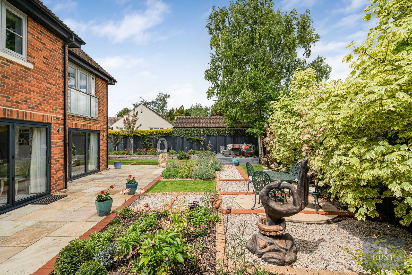 Burns Close, Long Crendon, Aylesbury, HP18, photo 35