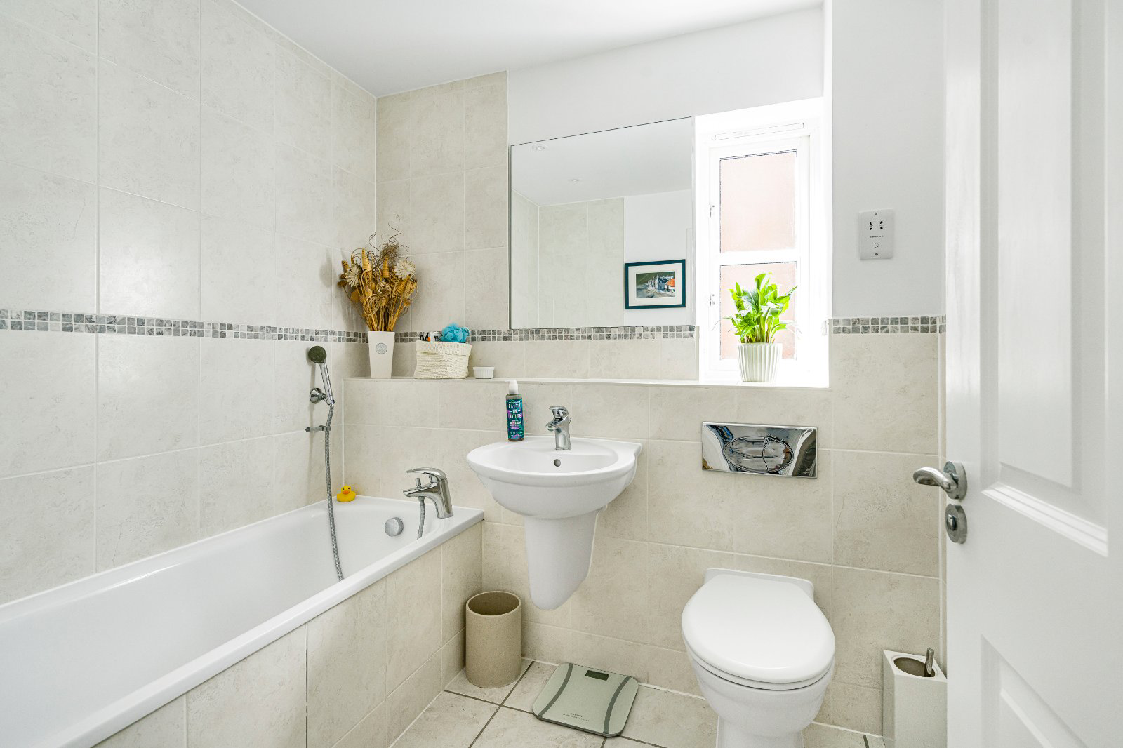 Crendon Road, Shabbington, Aylesbury, Buckinghamshire, HP18, photo 31