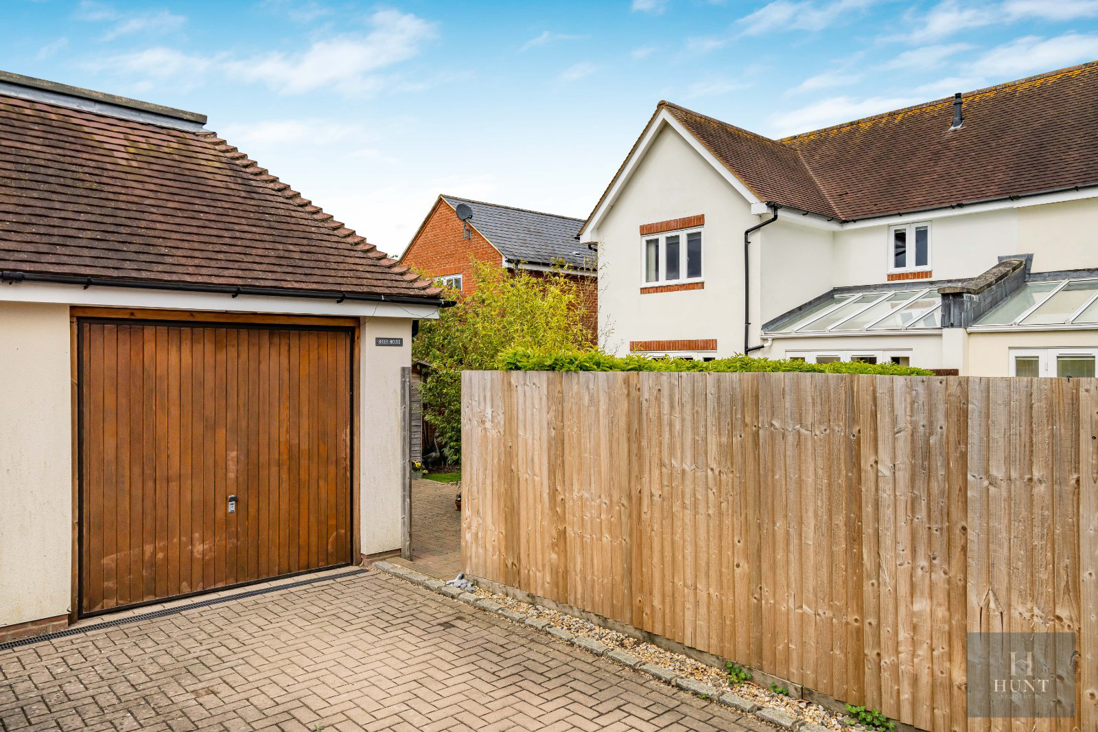 Dadbrook, Cuddington, Aylesbury, Buckinghamshire, HP18, photo 22