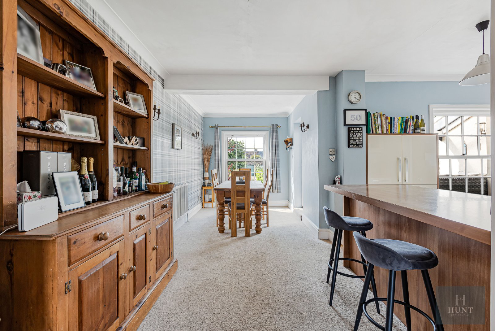 Kitchen/Dining 2