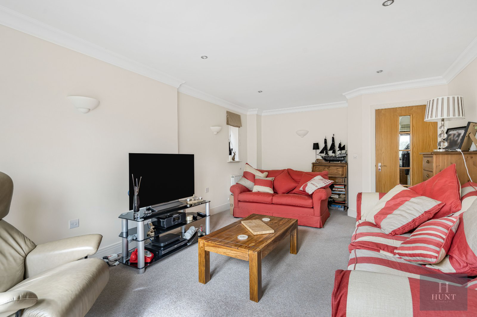 Dadbrook, Cuddington, Aylesbury, Buckinghamshire, HP18, photo 8