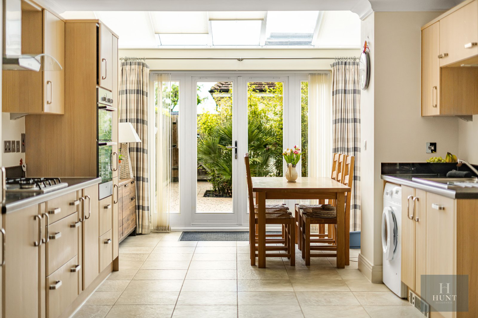 Dadbrook, Cuddington, Aylesbury, Buckinghamshire, HP18, photo 3