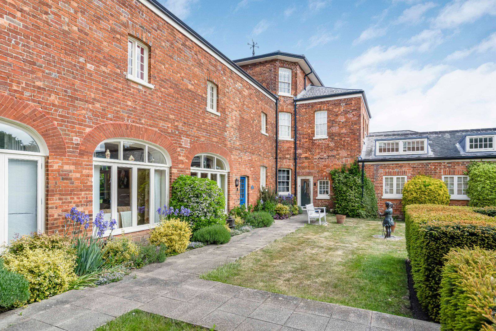 Michaelis Road, Thame, Oxfordshire, OX9