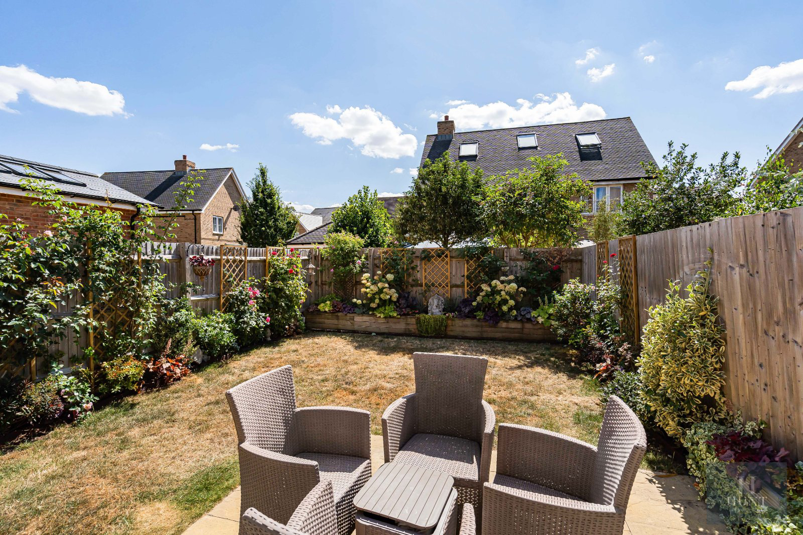 Coxon Close, Haddenham, Aylesbury, Buckinghamshire, HP17, photo 6