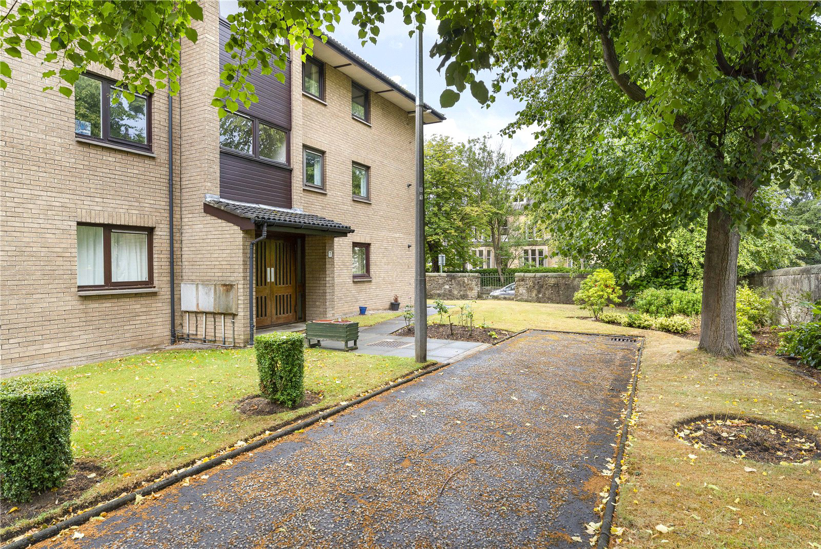 Gillsland Park, Merchiston, Edinburgh, EH10