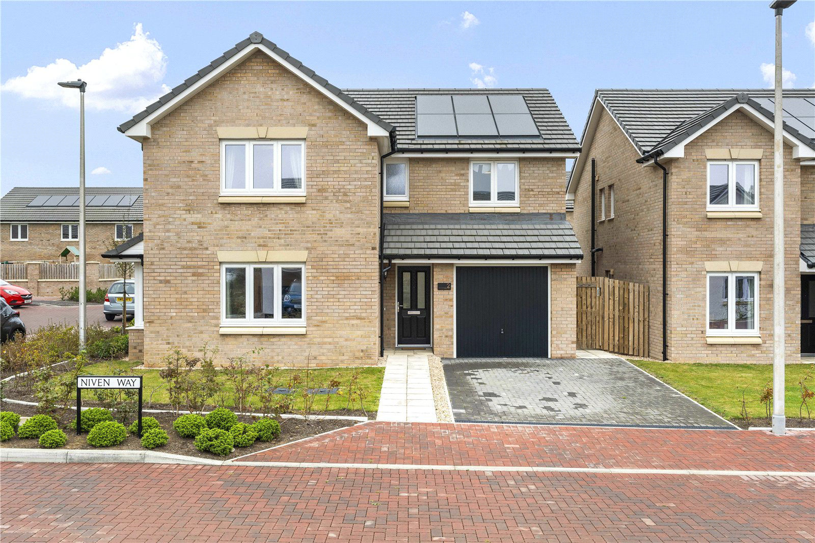 West Craigs, Edinburgh, EH12