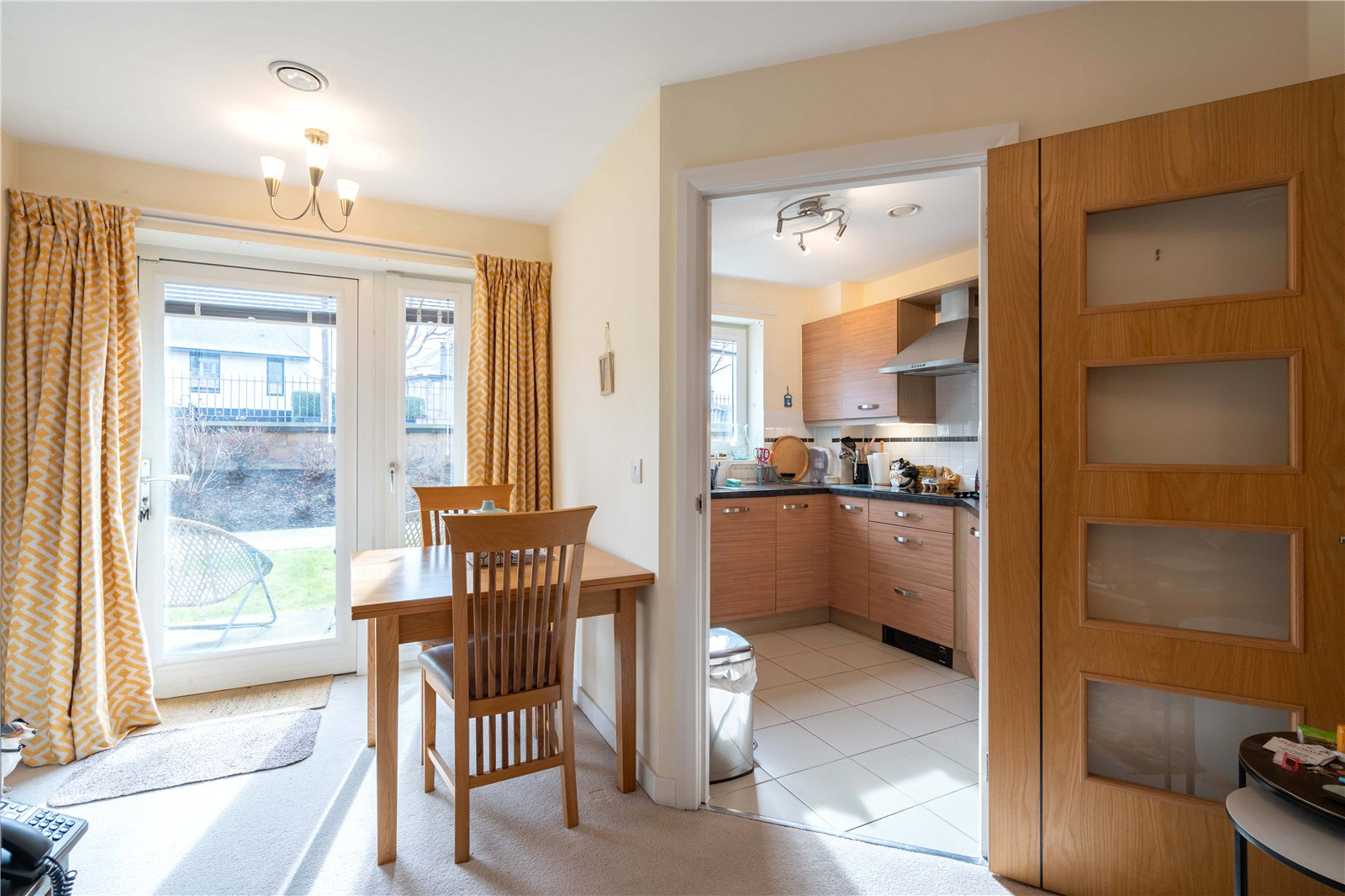 8 Lyle Court 5