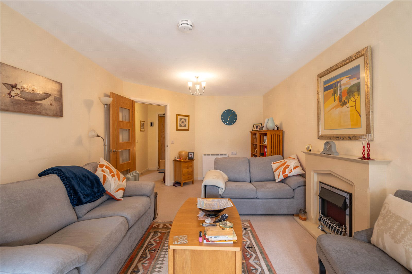 8 Lyle Court 4