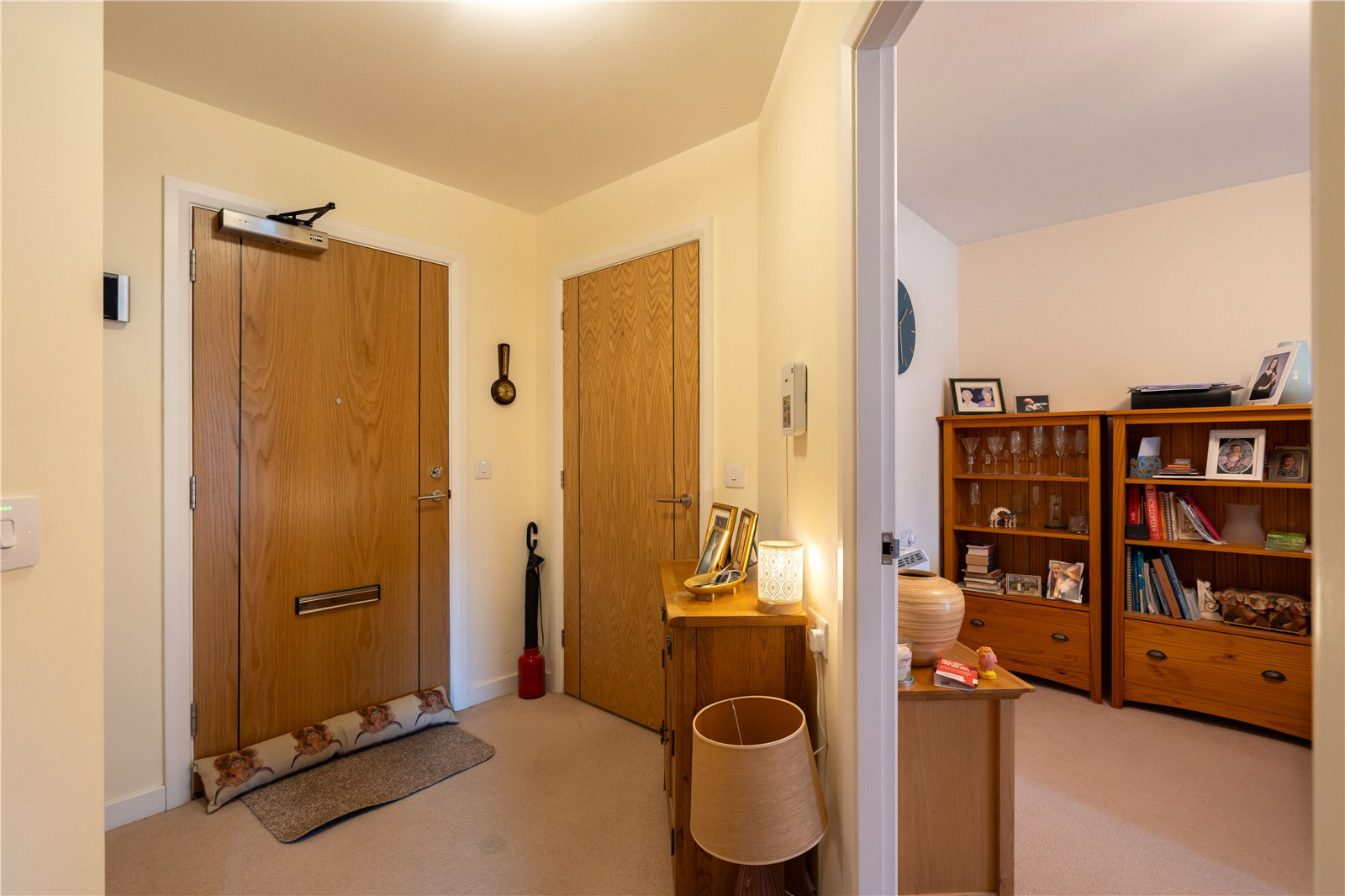 8 Lyle Court 2