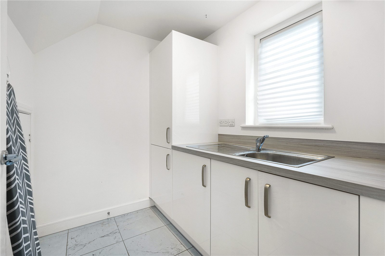 West Craigs, Edinburgh, EH12, photo 10
