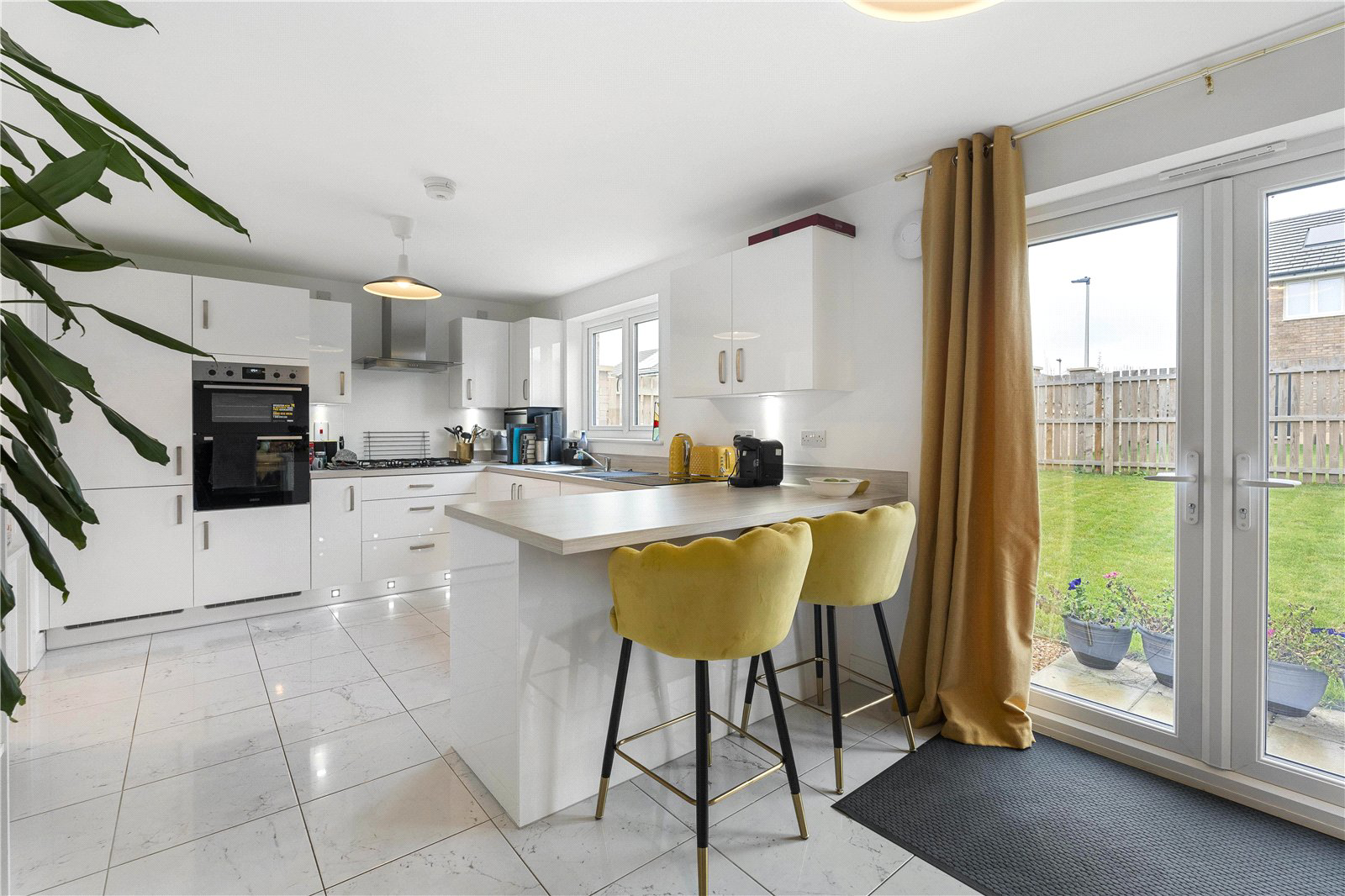 West Craigs, Edinburgh, EH12, photo 6