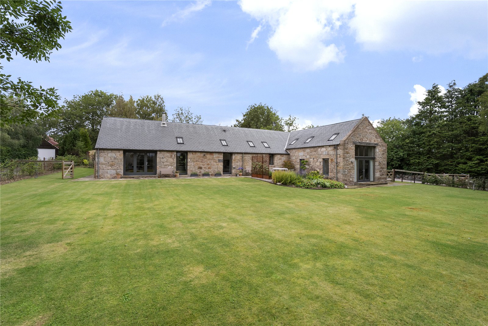 Dinnet, Aboyne, Aberdeenshire, AB34, photo 3