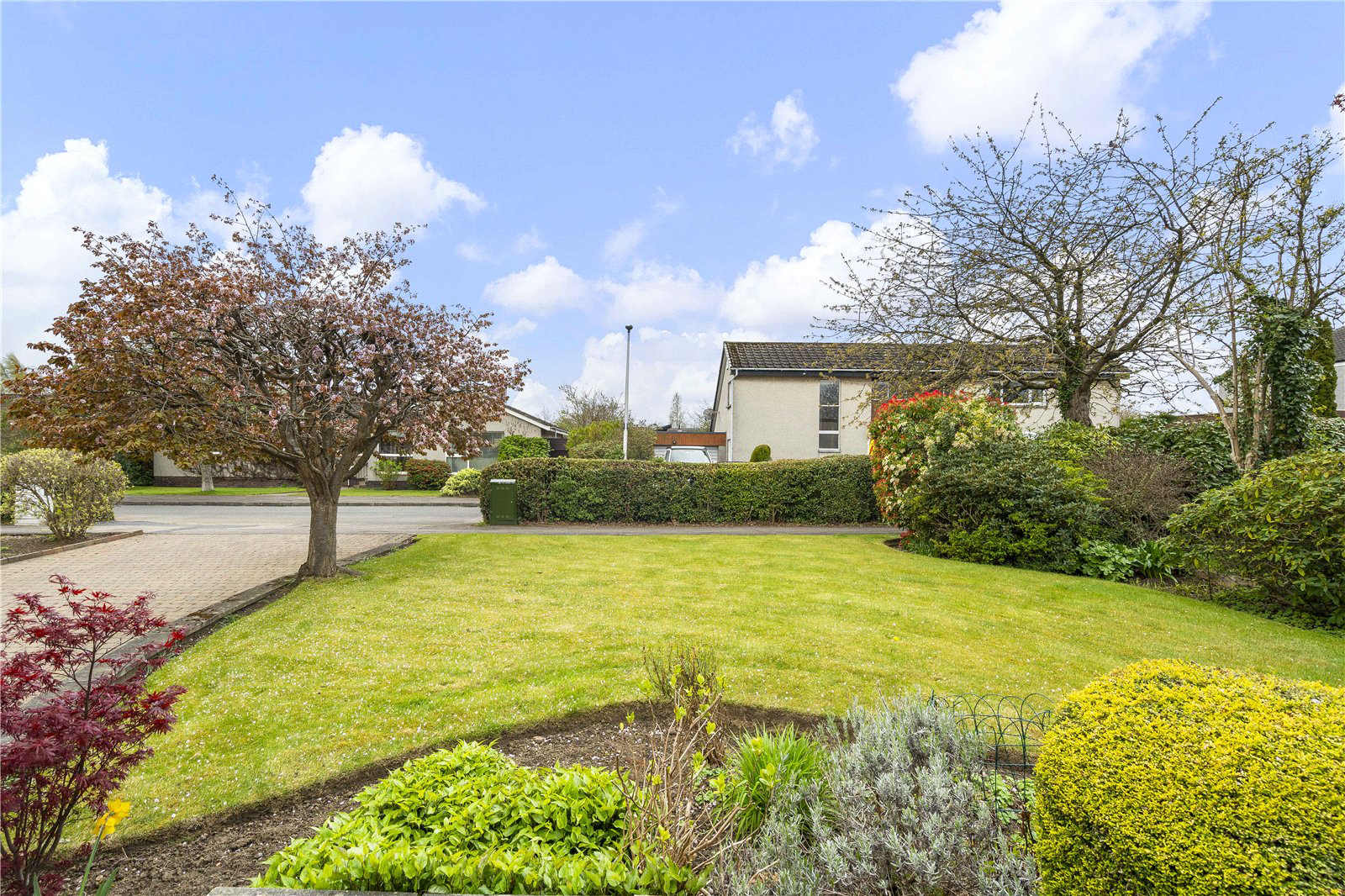 15 Burnbrae