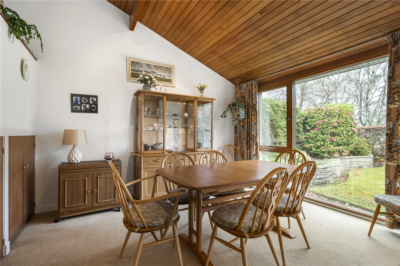 15 Burnbrae