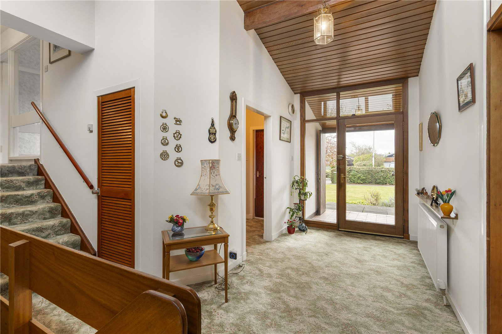 15 Burnbrae
