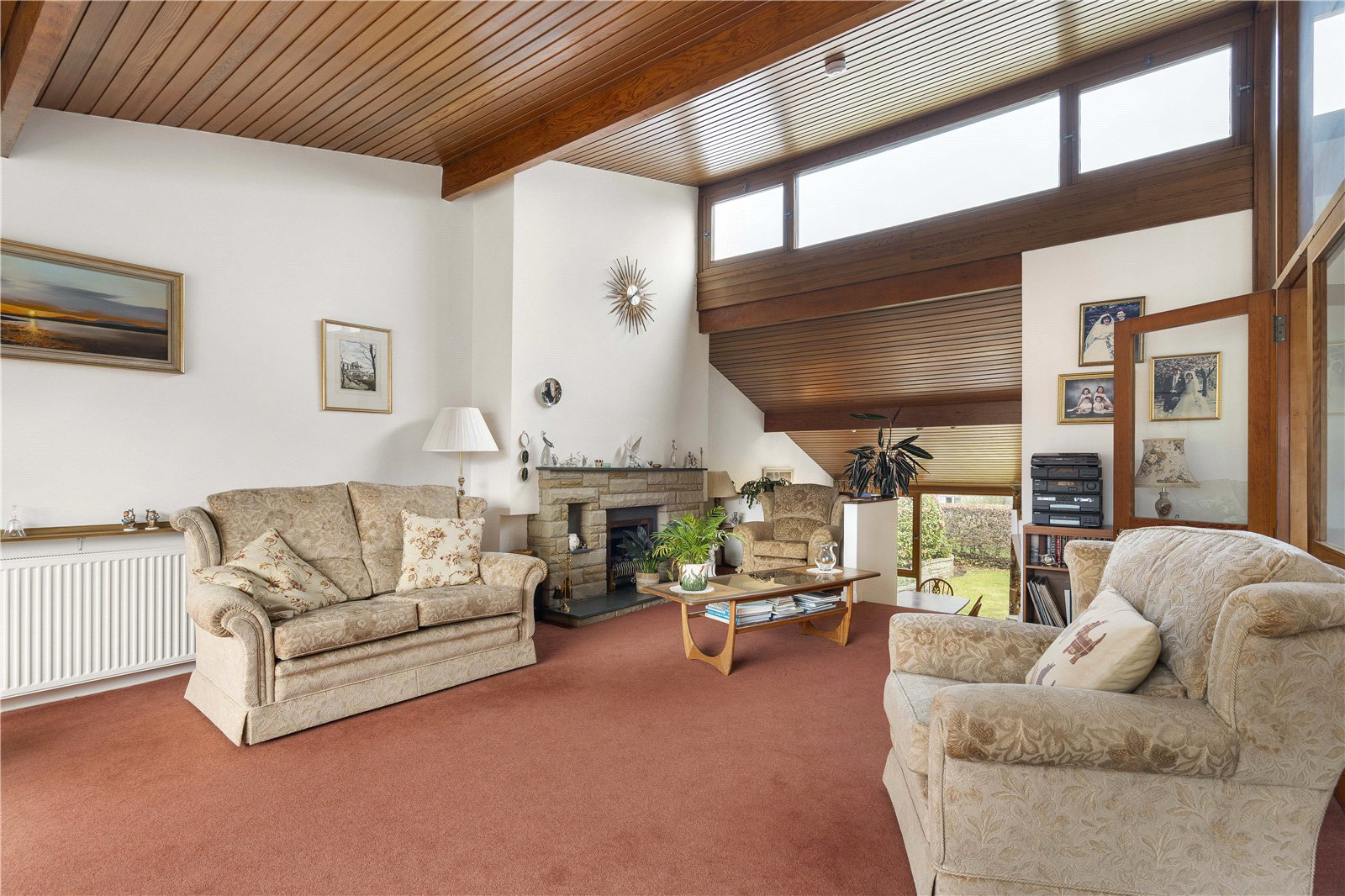 15 Burnbrae