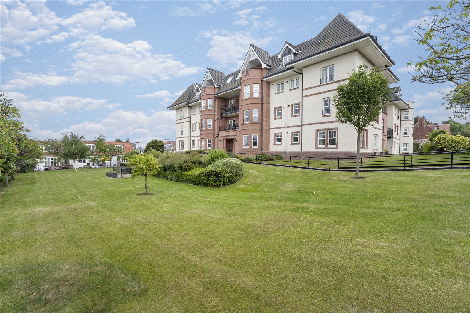 Ibris Place