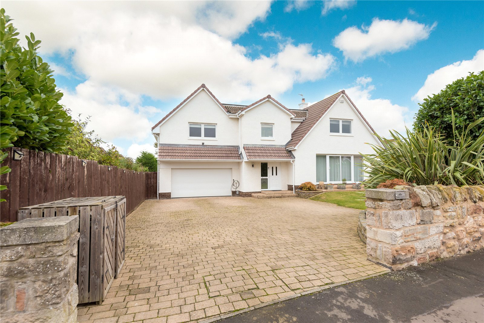 Old Dean Road, Longniddry, East Lothian, EH32, photo 2
