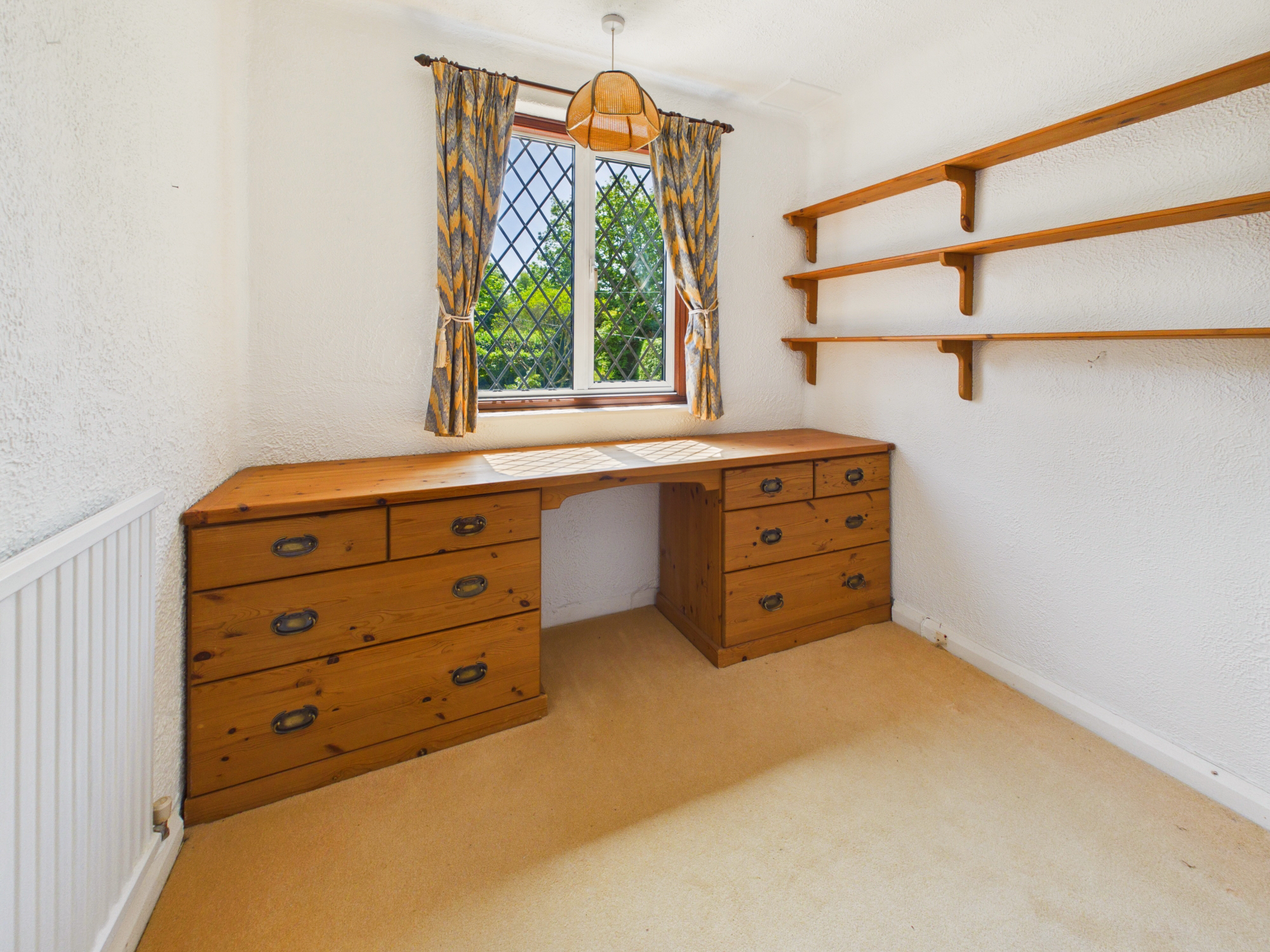 bedroom/study