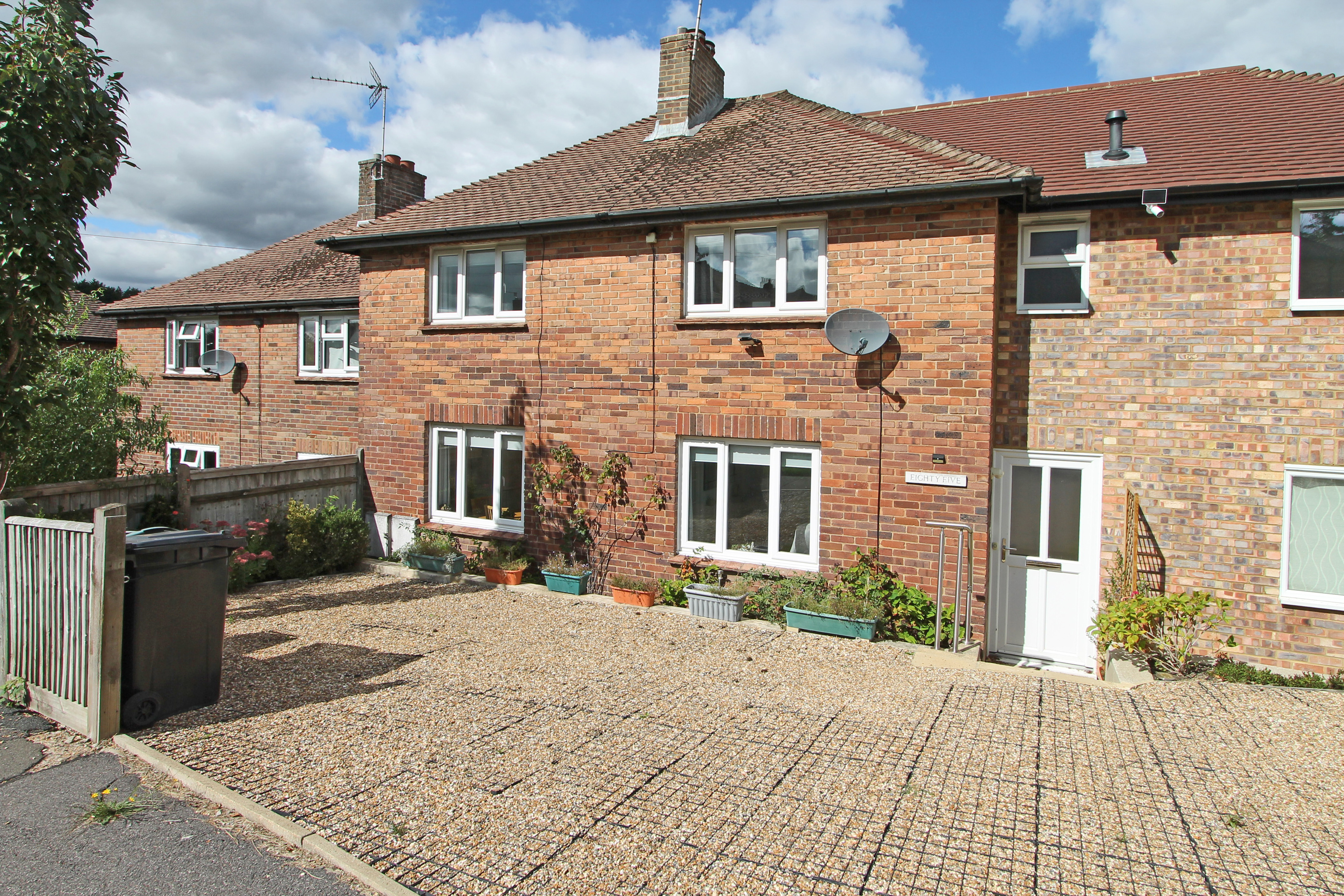 Queens Cottages, Wadhurst, TN5