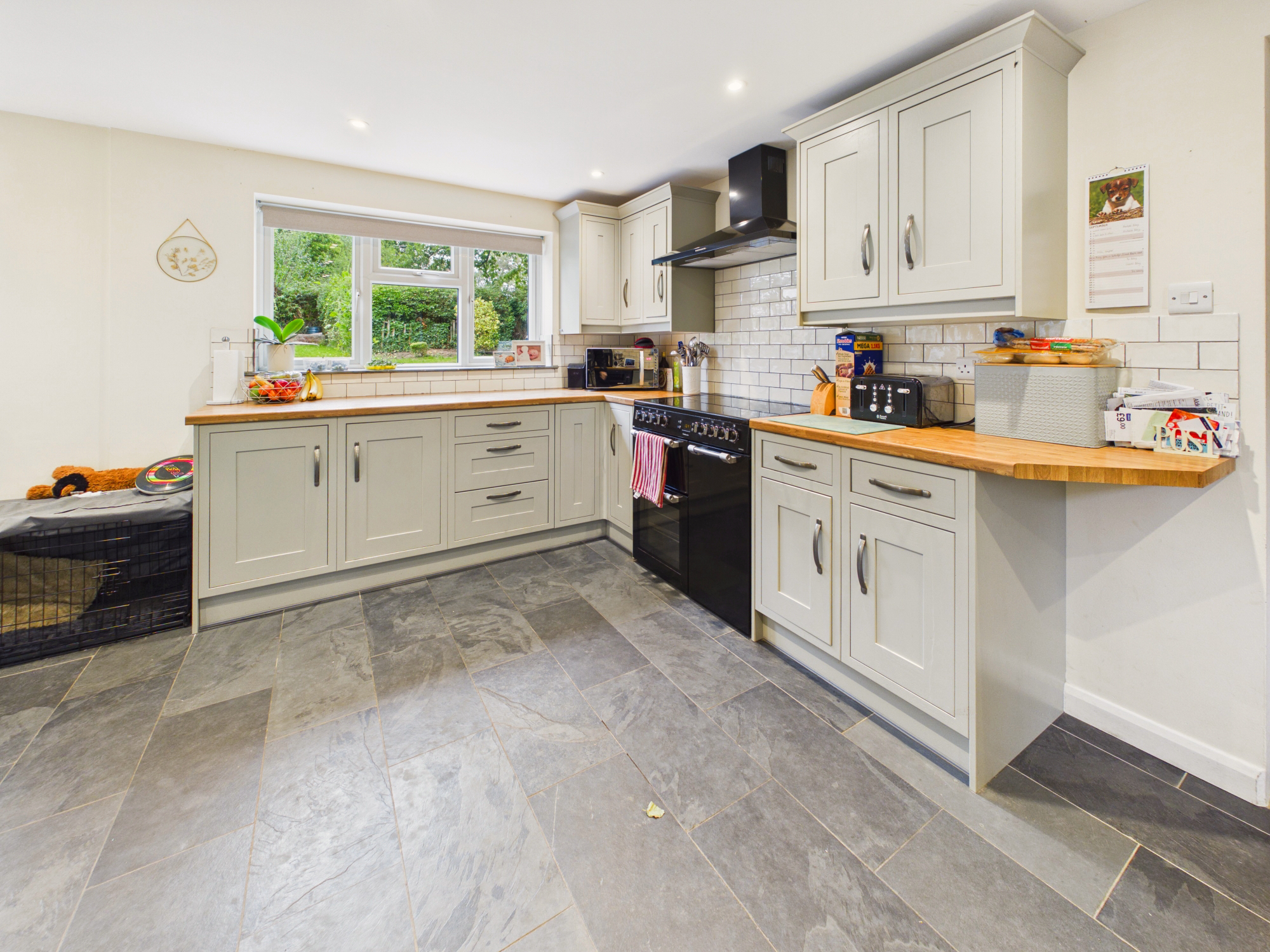 Kitchen / dining room