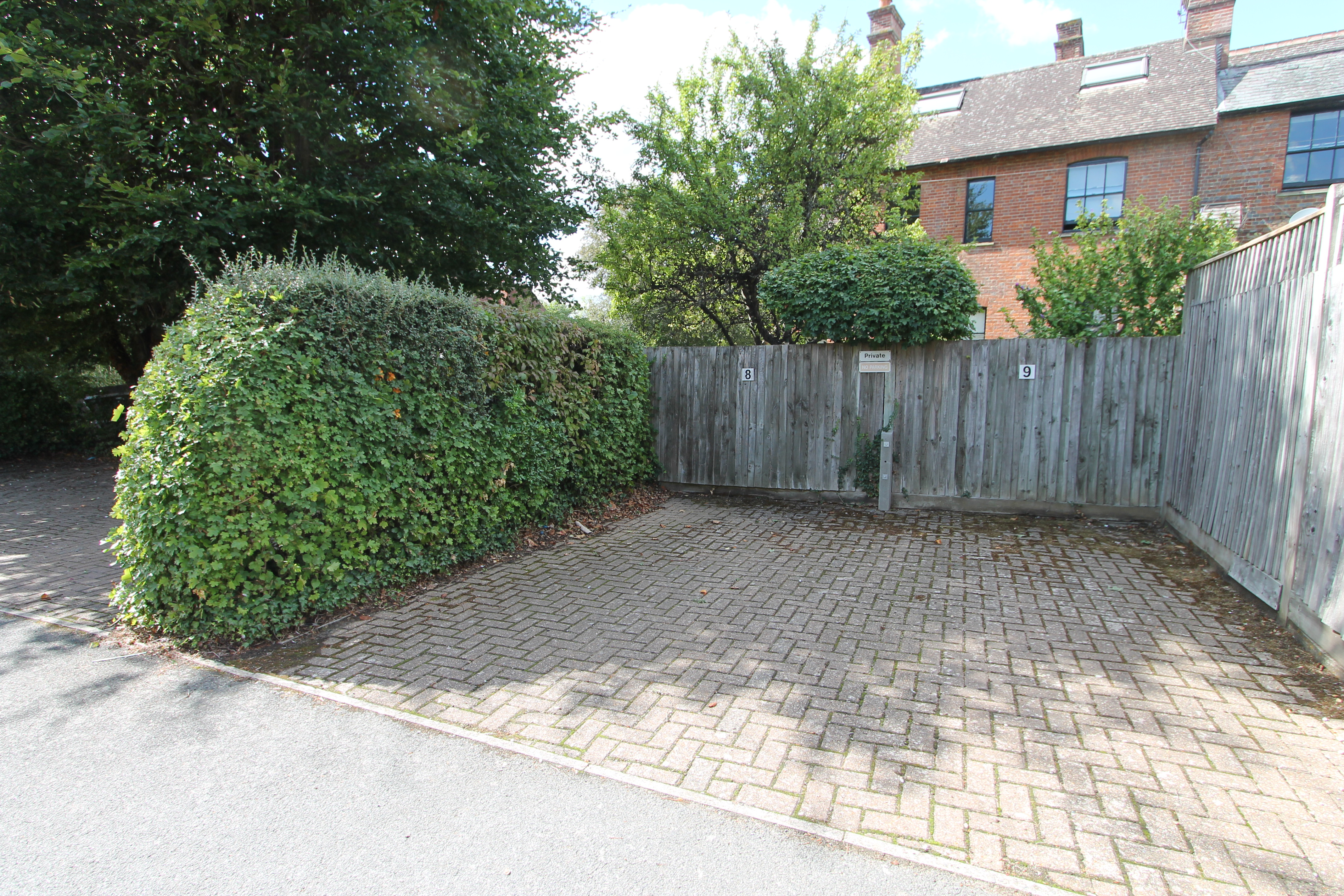 School Hill, Lamberhurst, TN3, photo 7