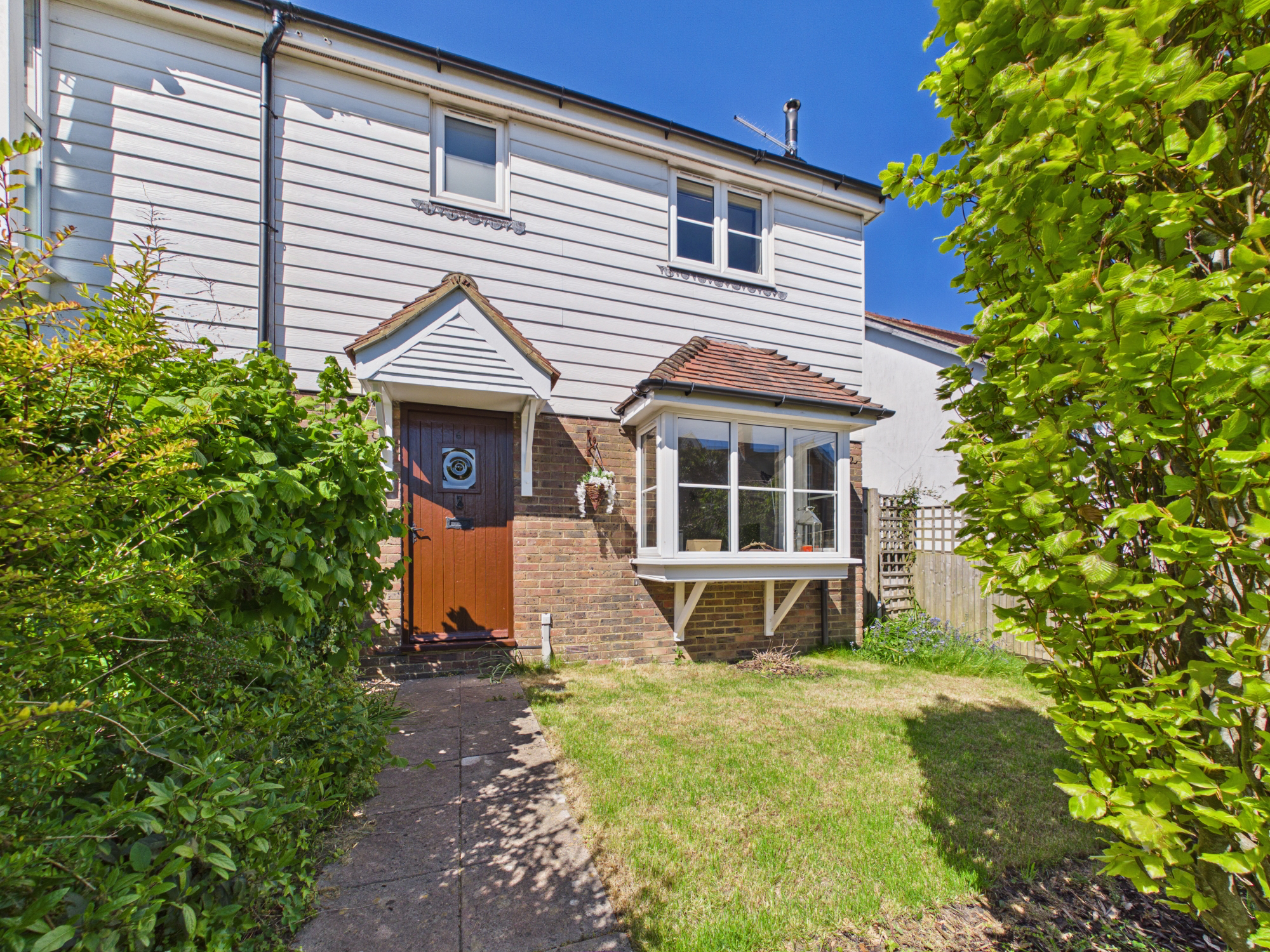 Heathfield Road, Burwash Weald, TN19