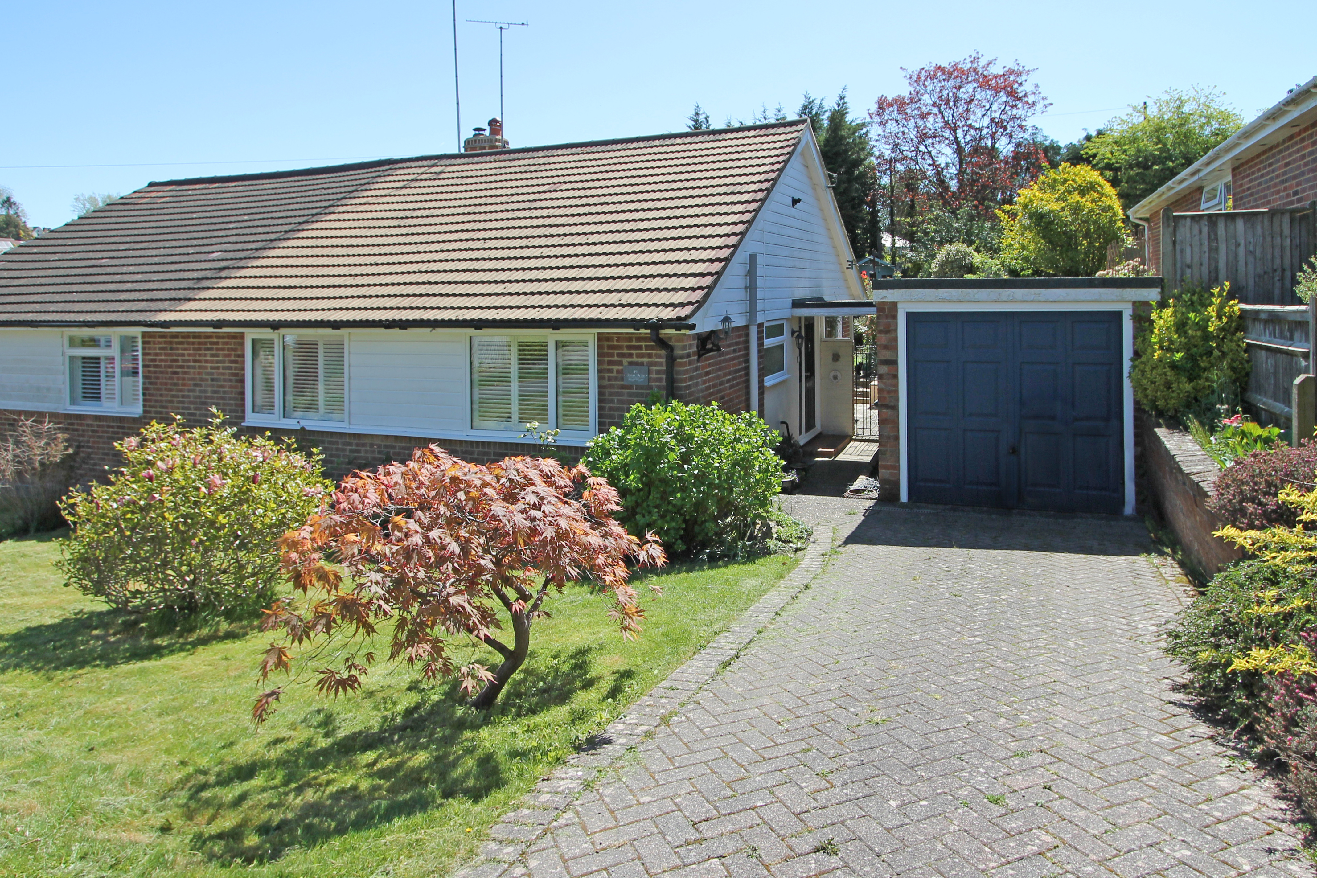 Jonas Drive, Wadhurst, TN5