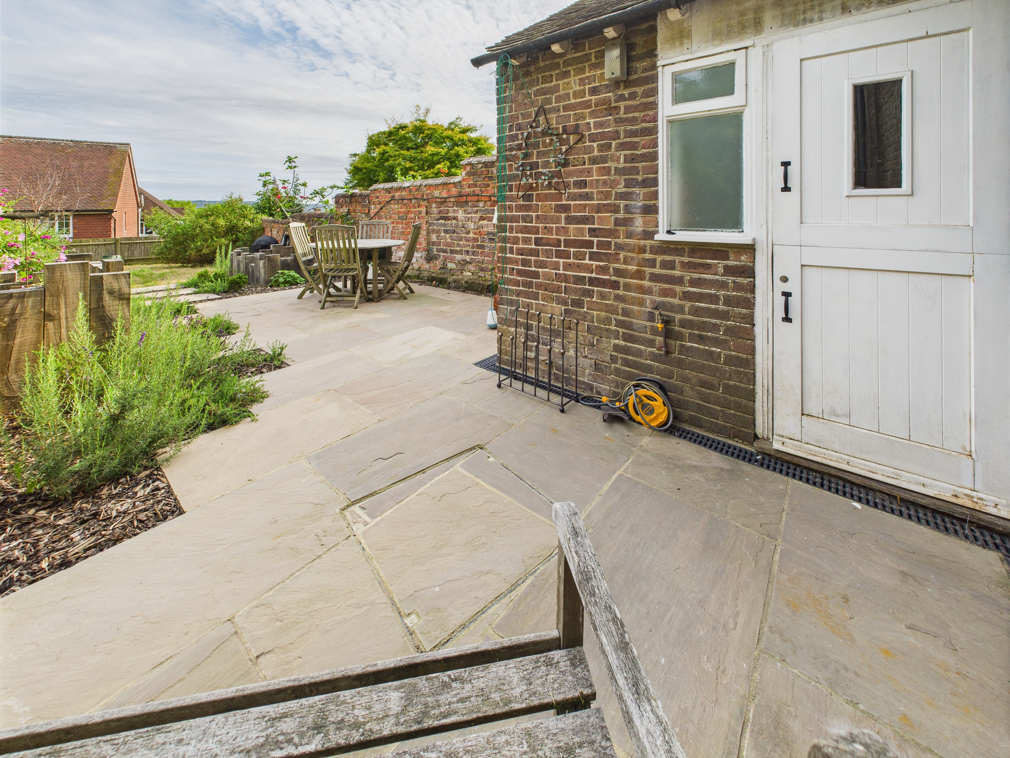 Ground Floor Flat, The Martletts, High Street, Mayfield. TN20 6AB, photo 7
