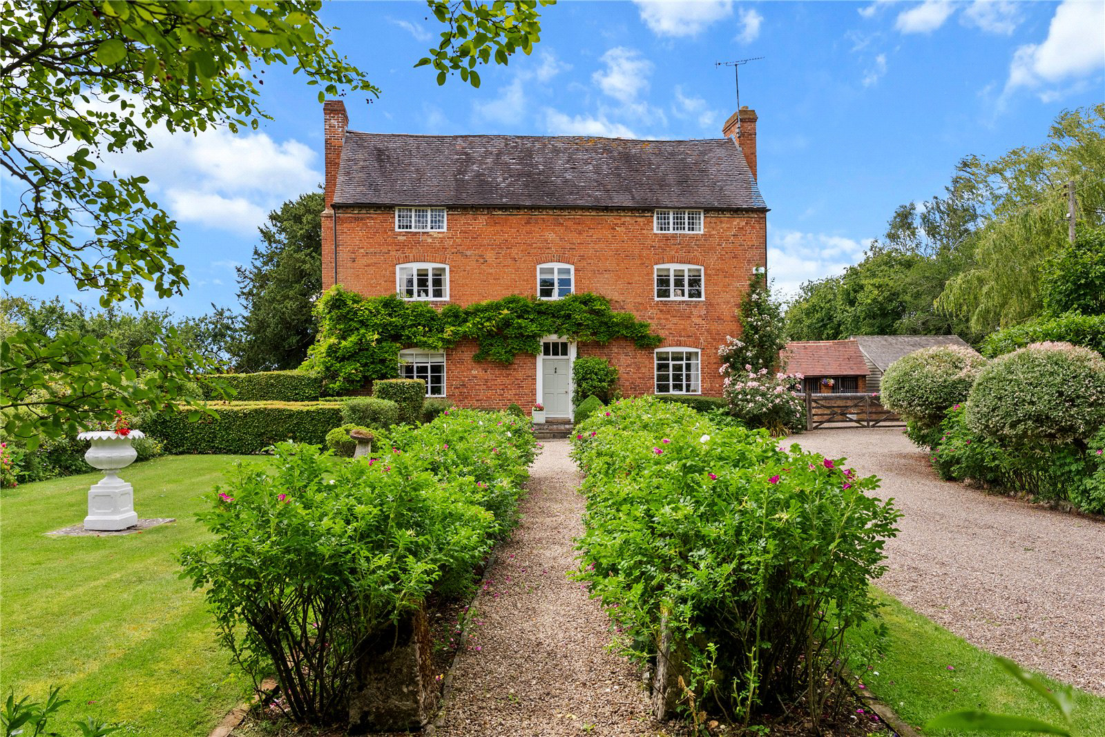 Kington Court Farm, Kington, Flyford Flavell, Worcestershire, WR7