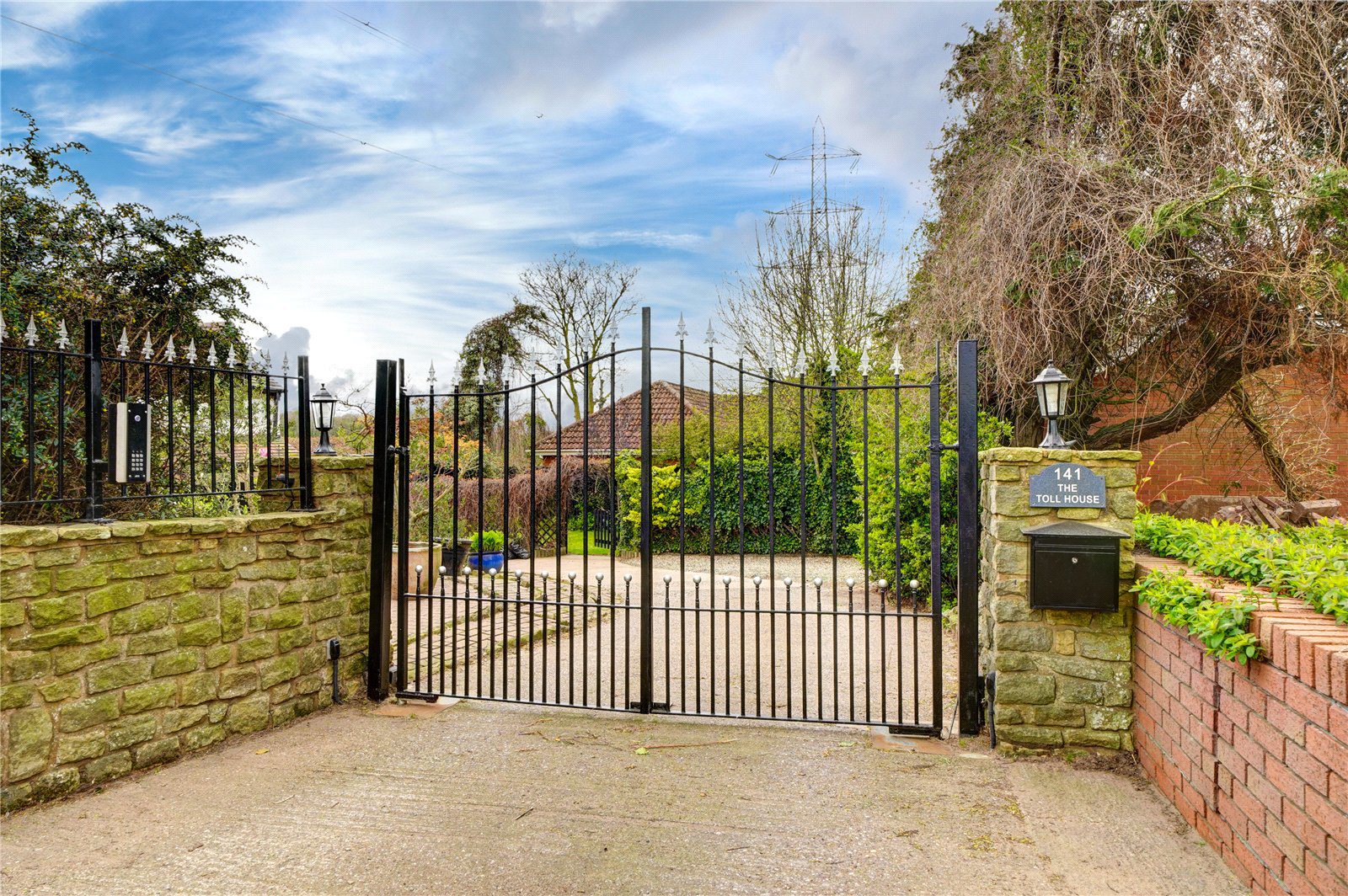 Bridgnorth Road, Stourton, Stourbridge, Staffordshire, DY7, photo 8