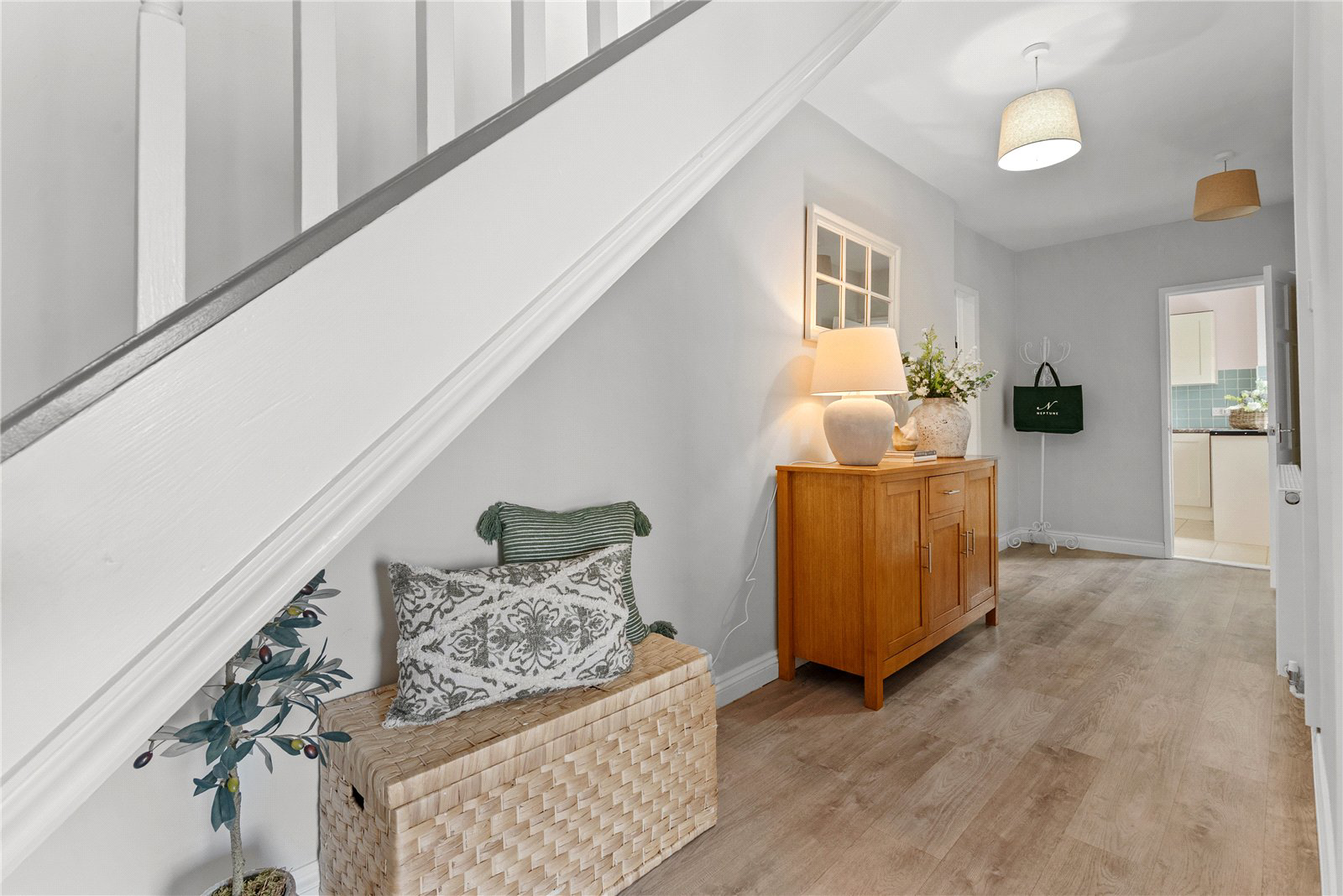 Saxon Close, Clifton upon Teme, Worcester, Worcestershire, WR6, photo 5