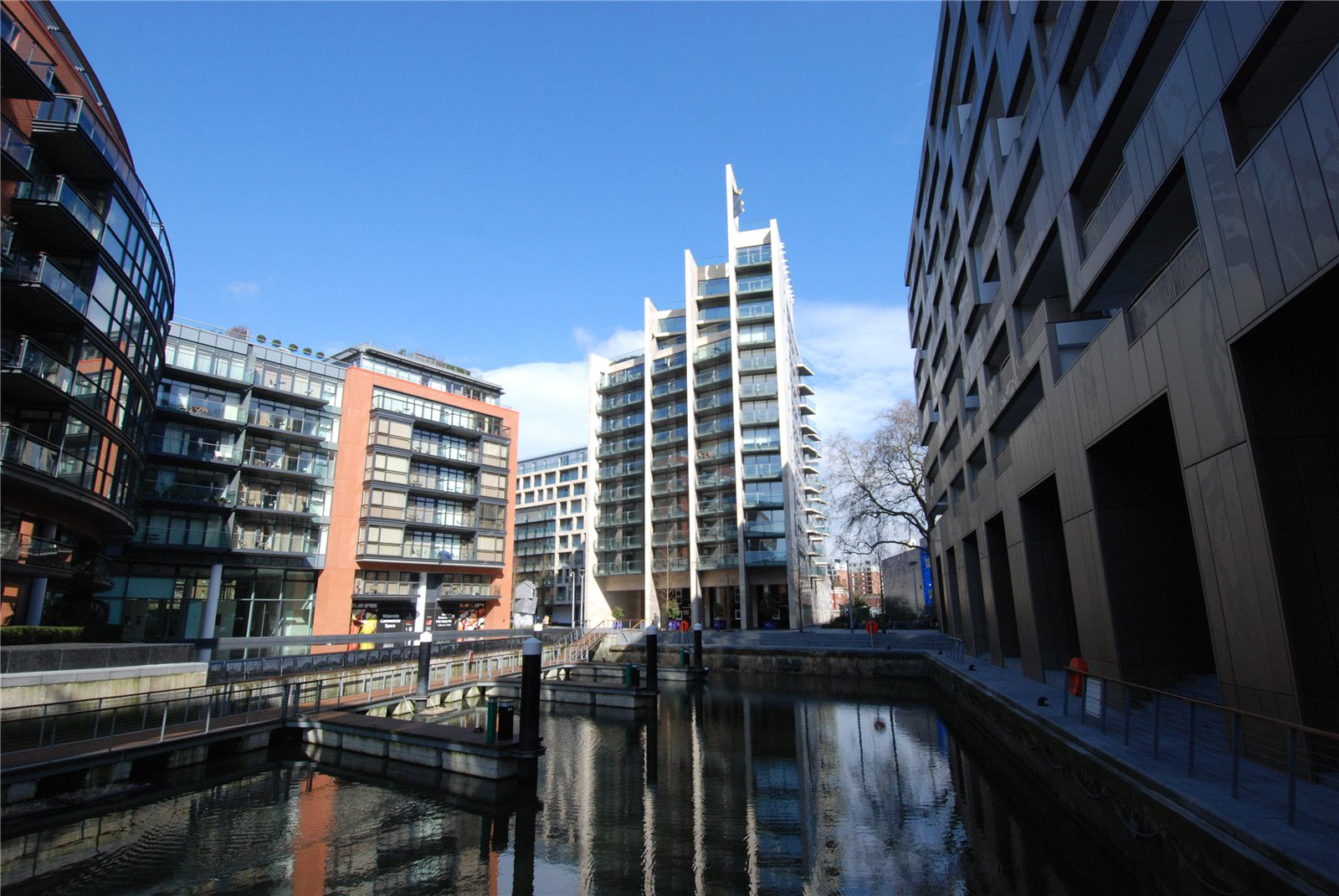 Grosvenor Waterside, SW1W