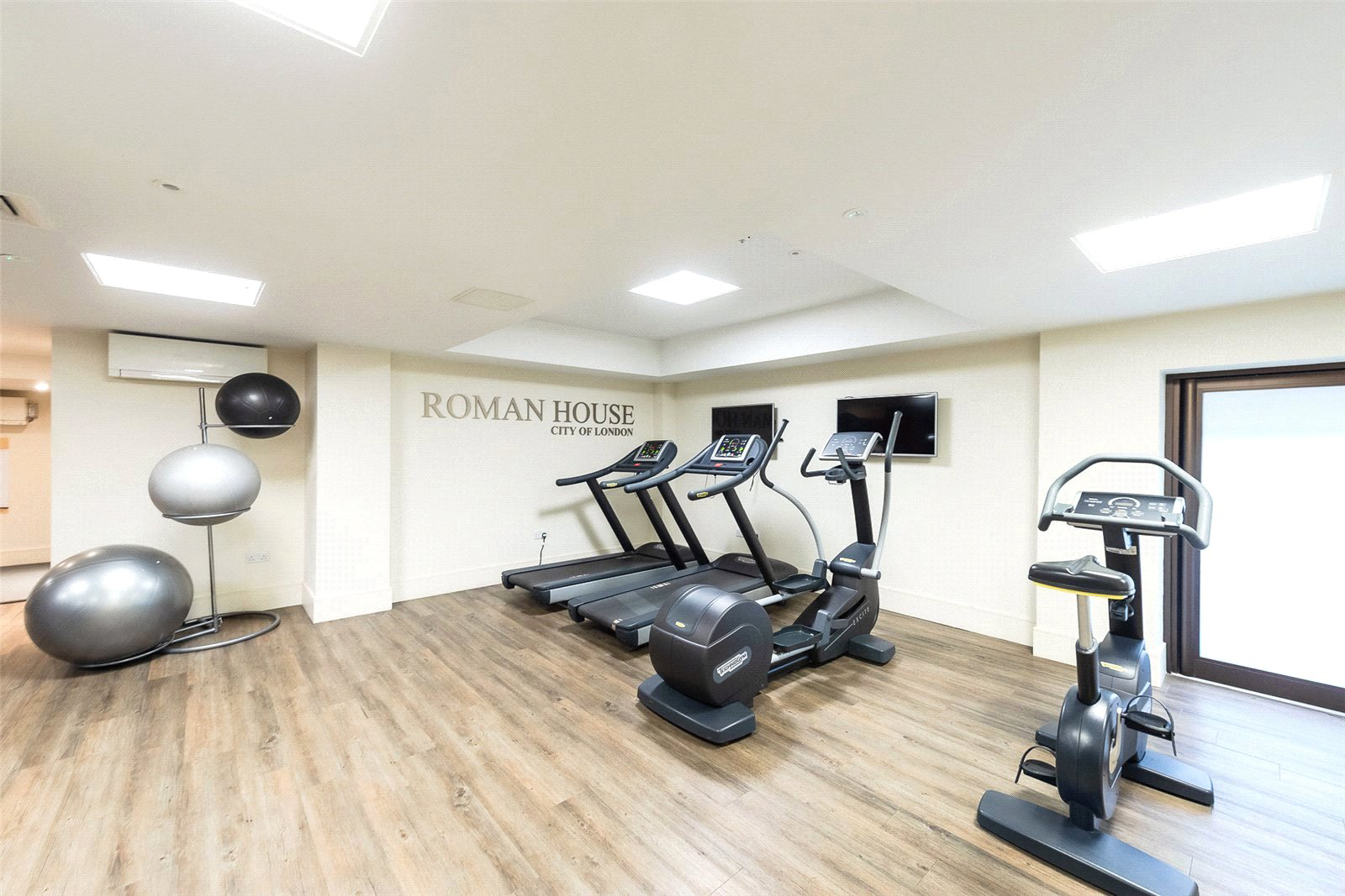 Roman House, Wood Street, London Wall, EC2Y, photo 7