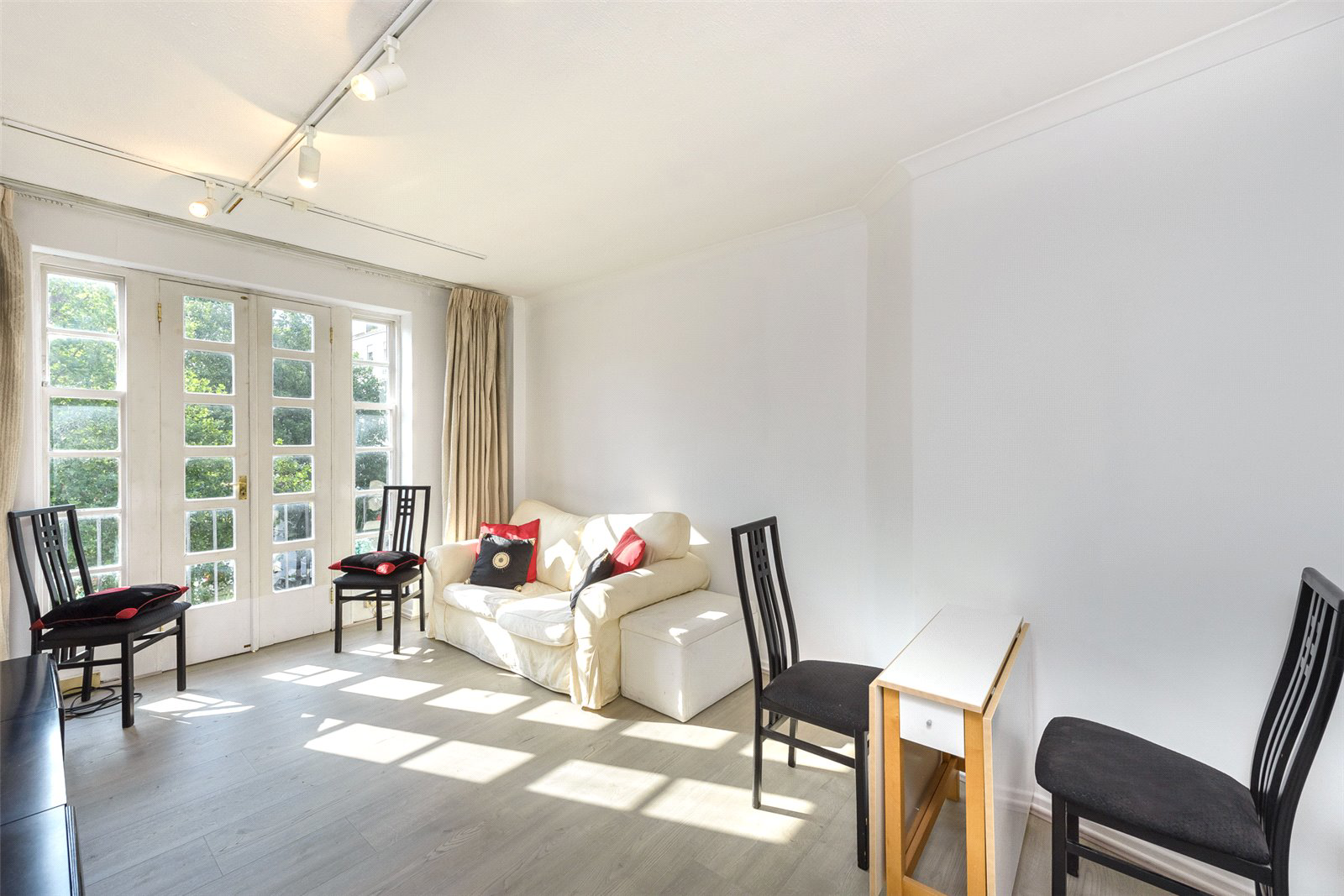 Ebury Street, Belgravia, SW1W