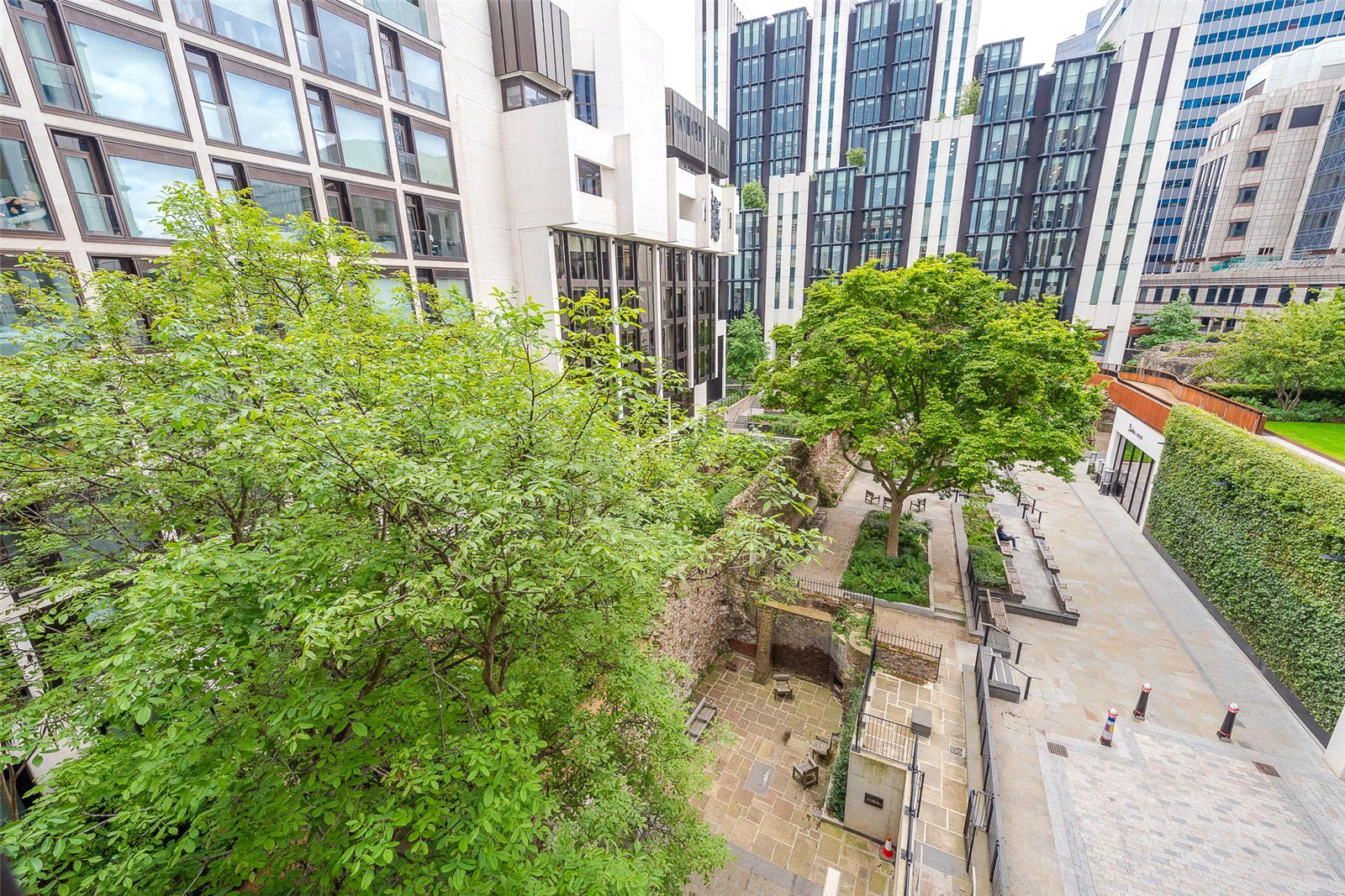 Roman House, Wood Street, London Wall, EC2Y, photo 3