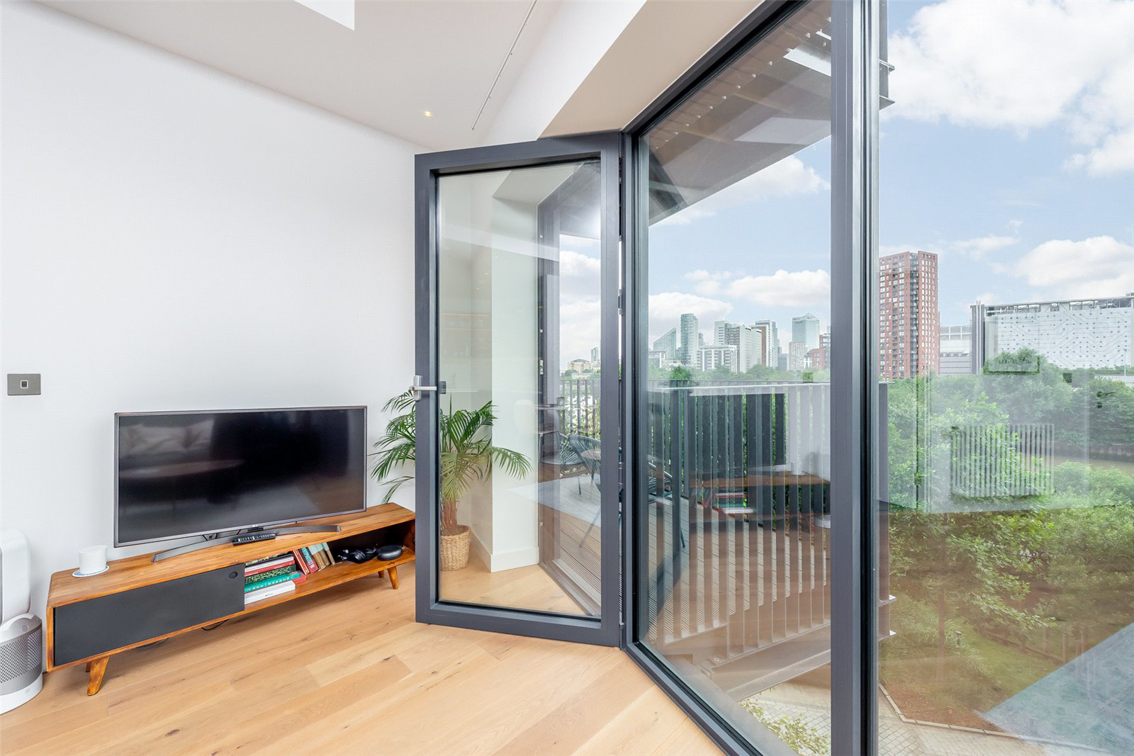 Modena House, London City Island, Canning Town, E14, photo 2