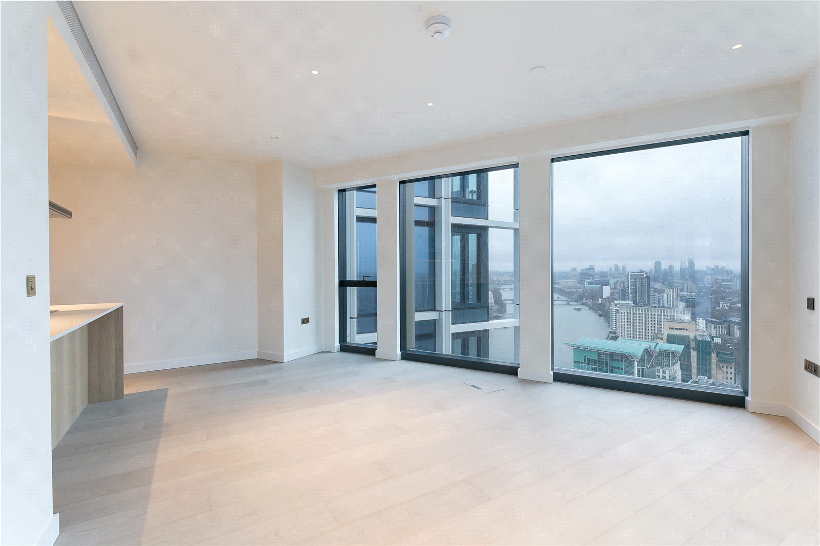 River Park Tower, 1 Nine Elms Lane, Nine Elms, SW8