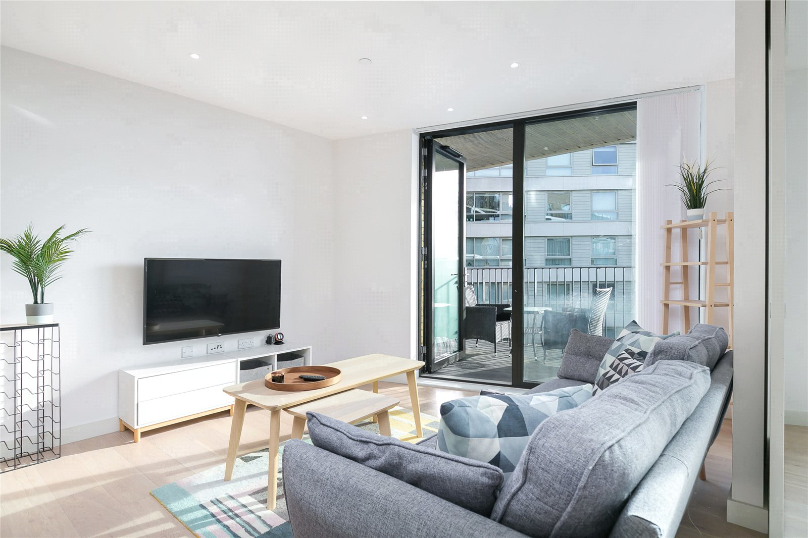 Mercier Court, 3 Starboard Way, Royal Wharf, E16, photo 10