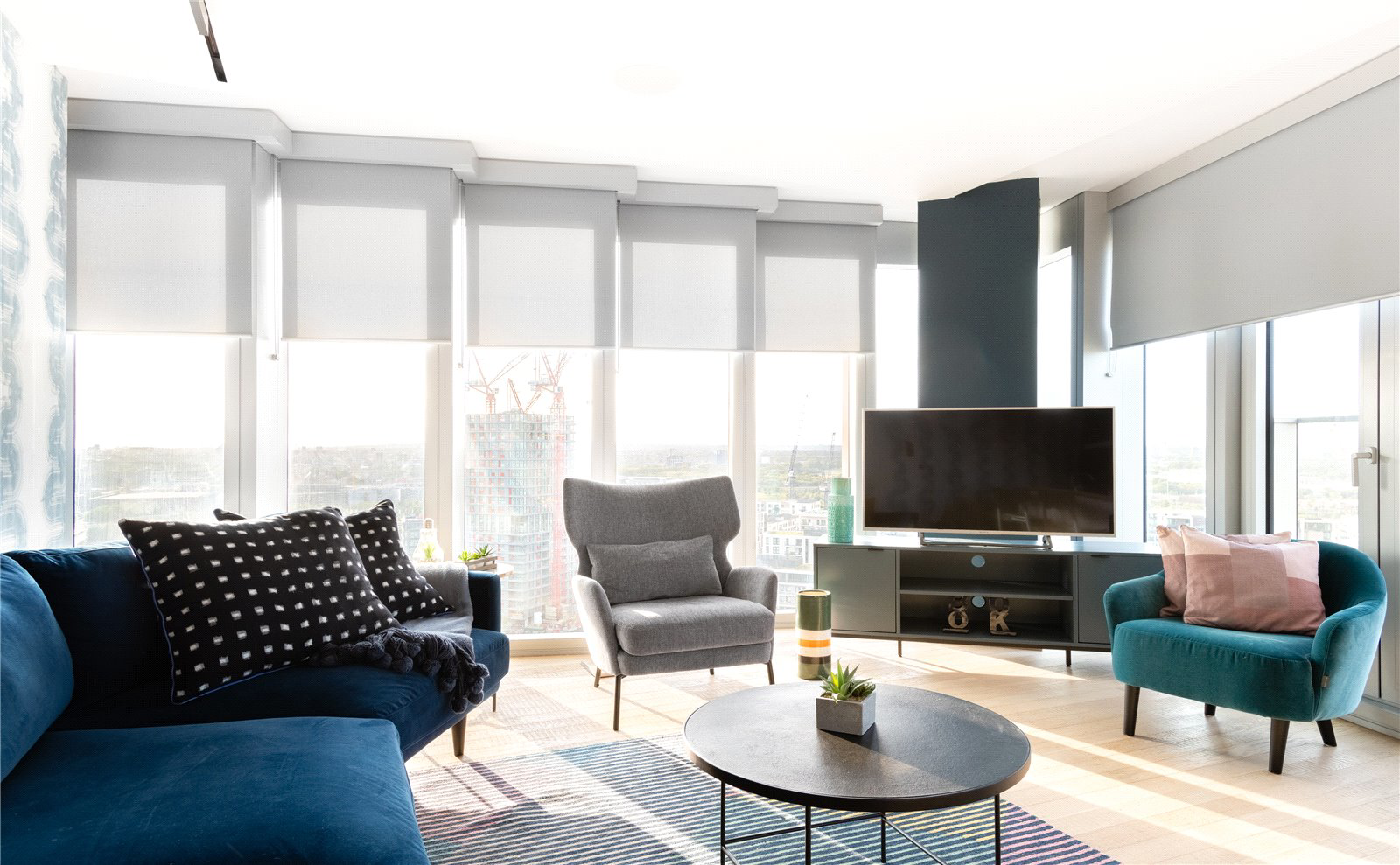Manhattan Loft Gardens, 22 International Way, Stratford, E20
