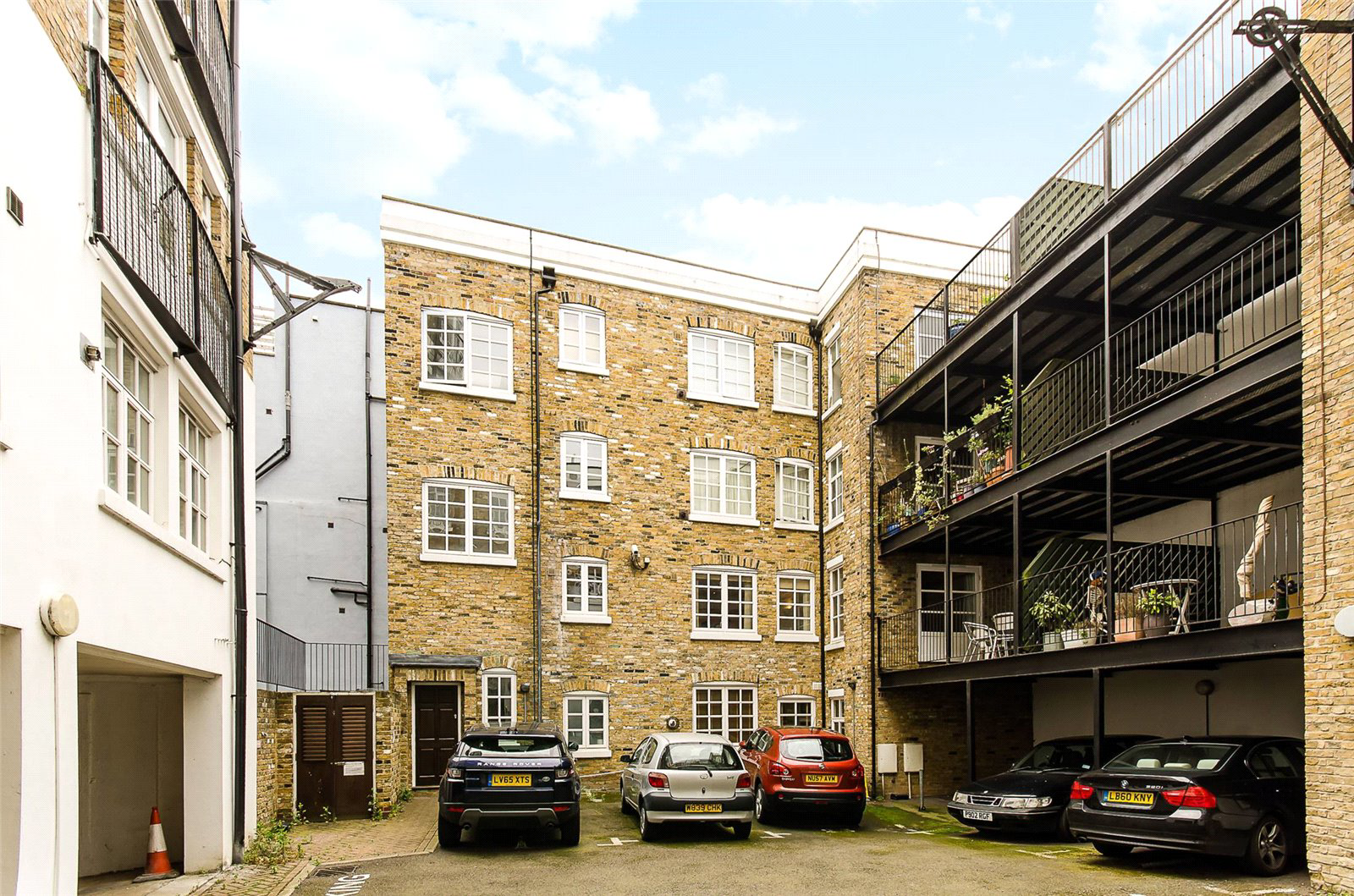 Fairclough Street, Aldgate, E1, photo 20