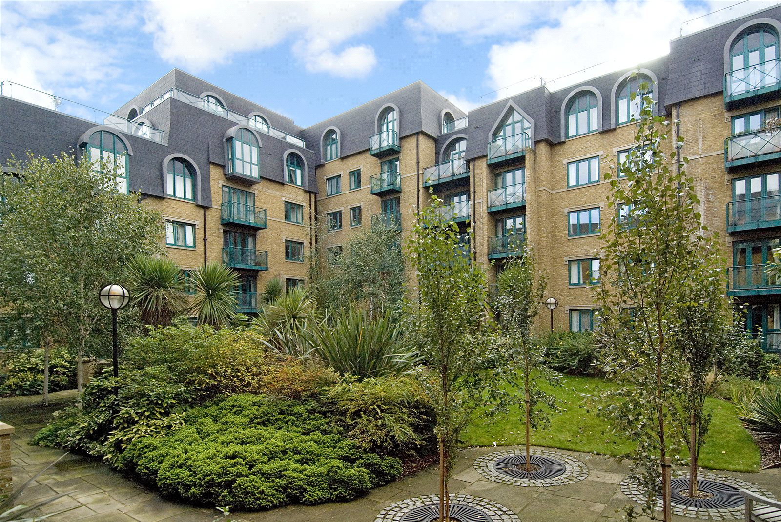 Westminster Square, Waterloo, SW1P