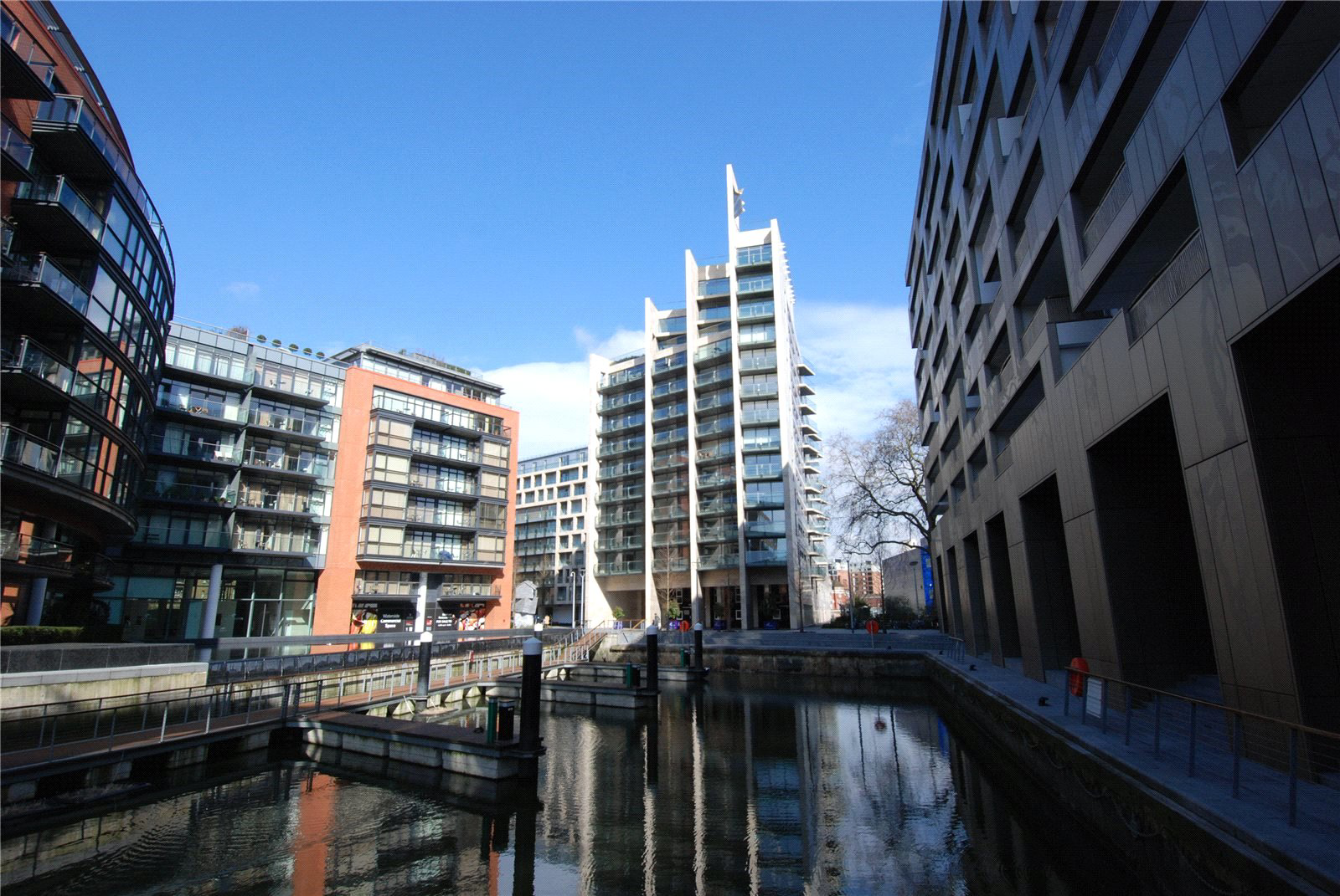 Grosvenor Waterside, SW1W