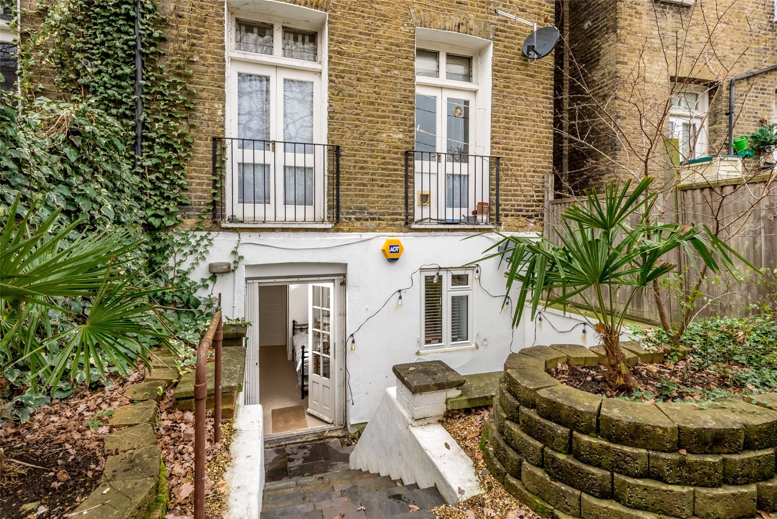South Lambeth Road, Stockwell, SW8, photo 10