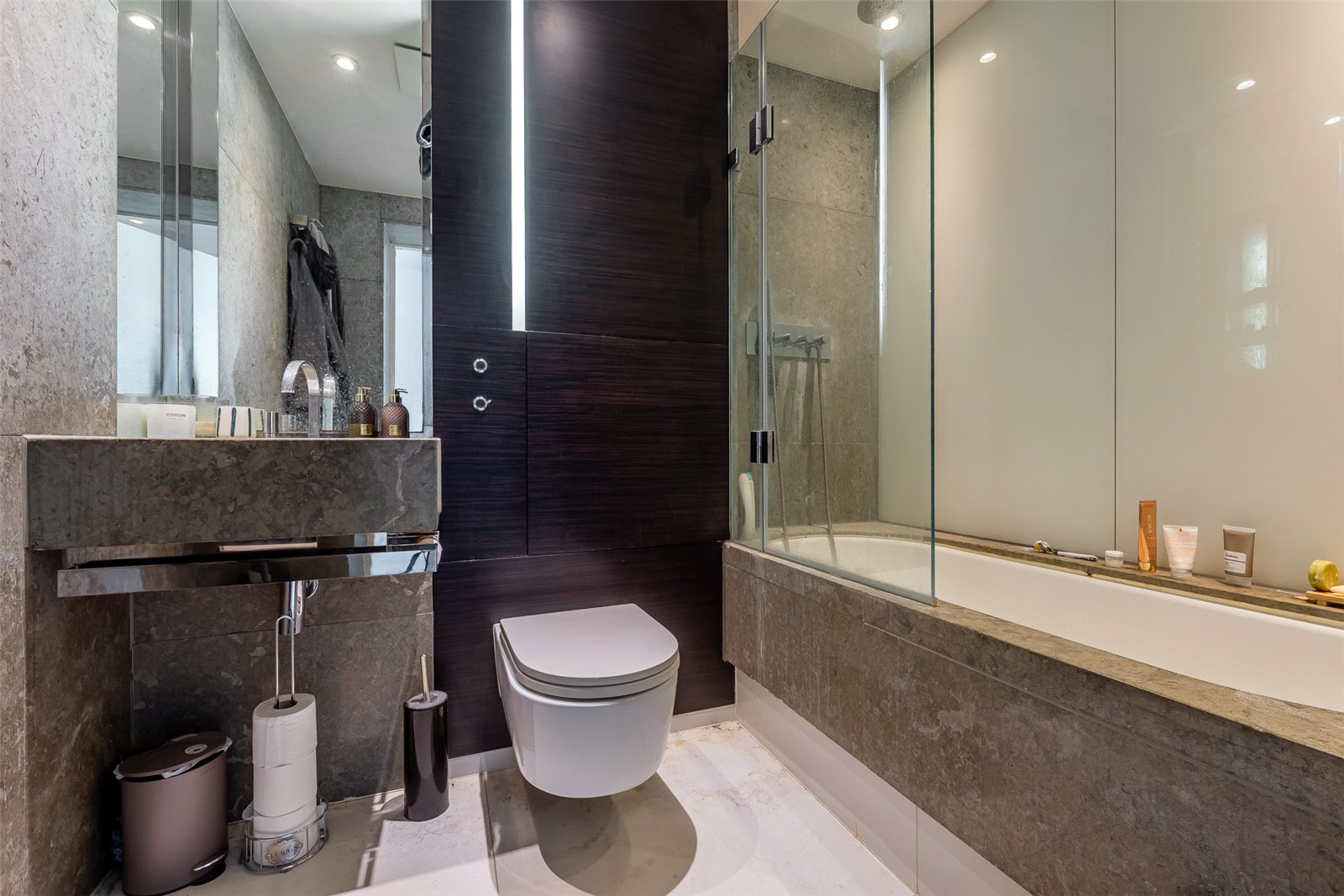 3 Pan Peninsula Square, East Tower, Canary Wharf, E14, photo 12